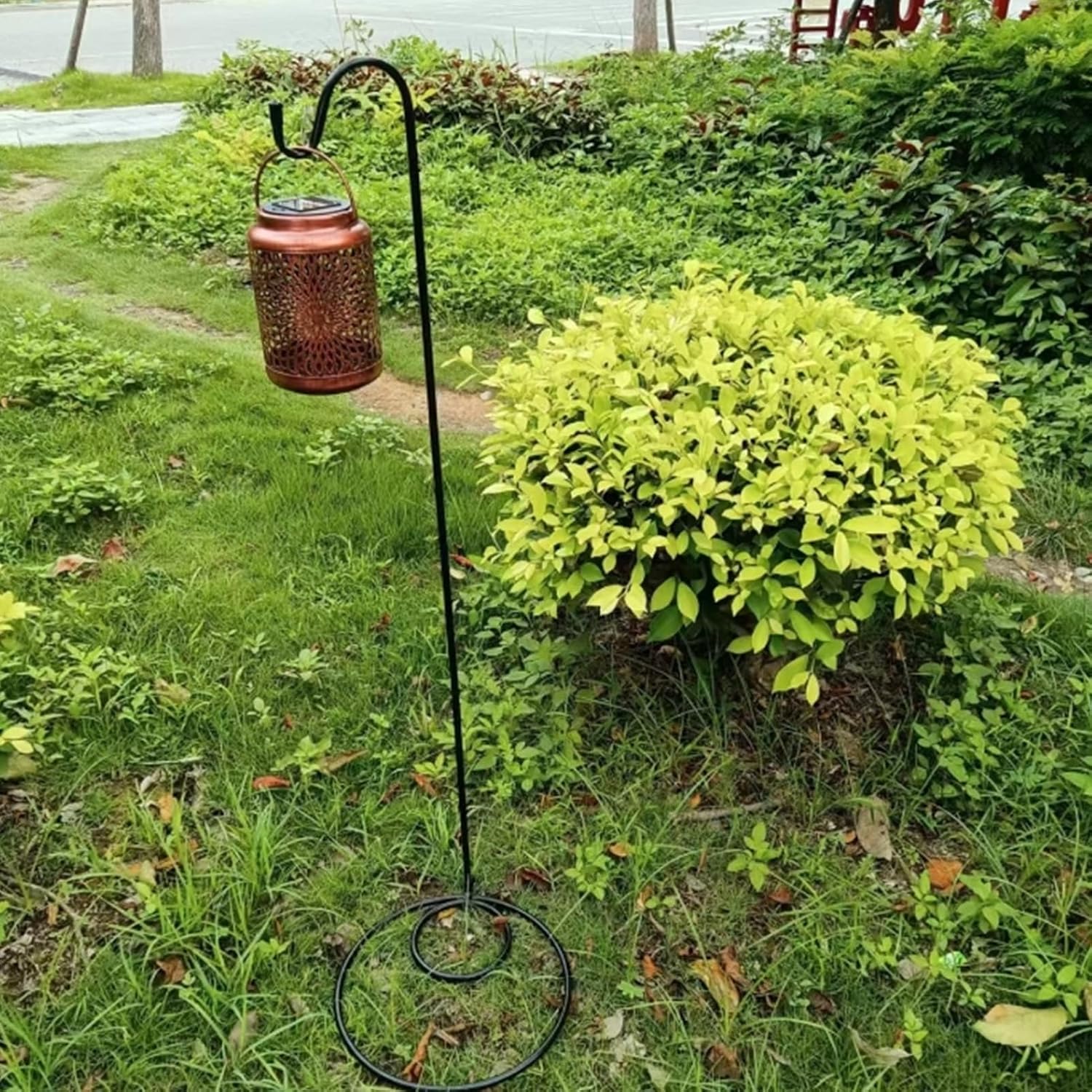 47 Inch Adjust Height Shepherds Hooks for Outdoor, Heavy Duty Wrought Iron Detachable Garden Hooks Plant Hook Shepards Hook for Garden, Lawn, Balcony, Backyard, Grassland Decor