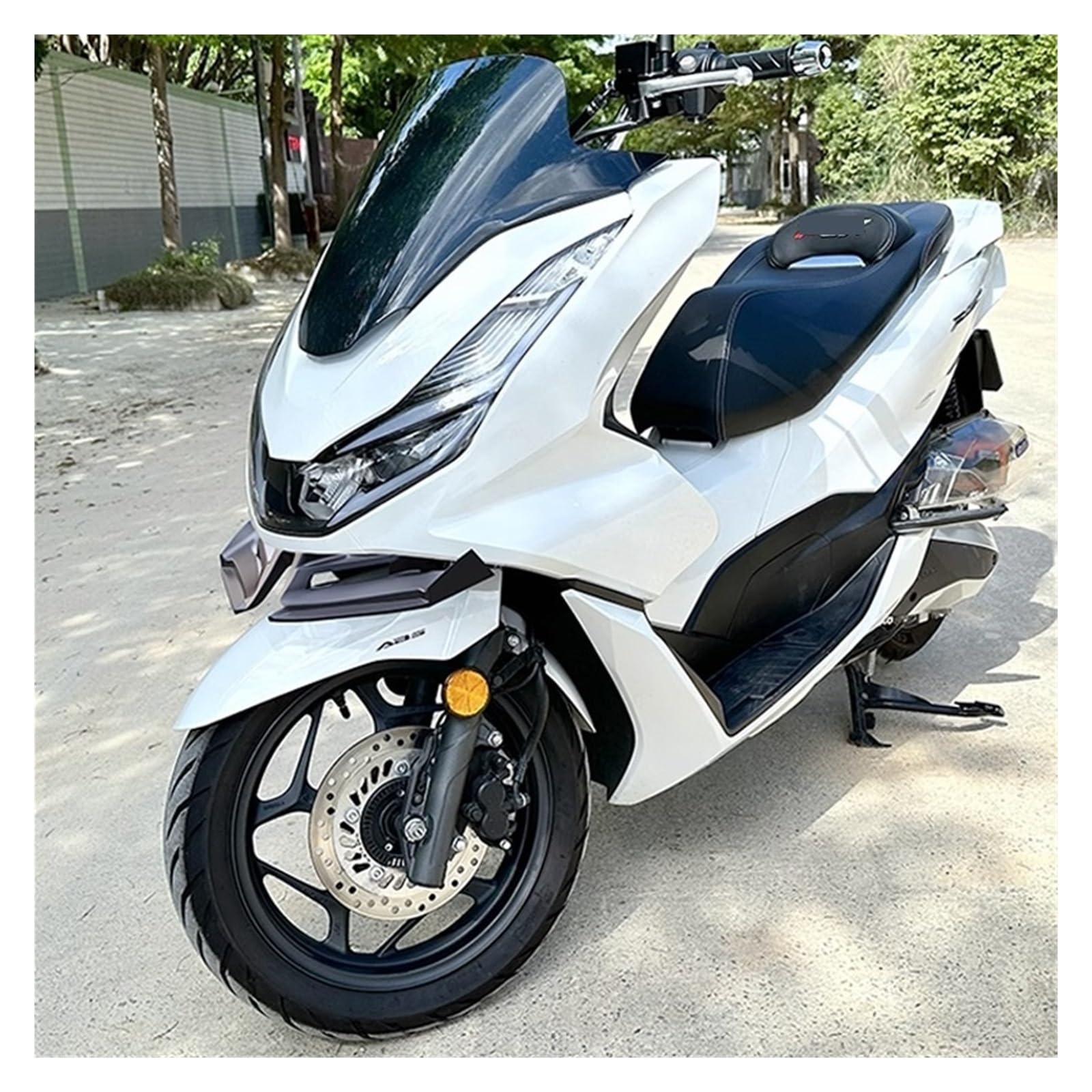 ひろちゅん⭐︎NEWPCX エアロウイング　PCXカスタム ひろちゅん⭐︎NEWPCX エアロウイング PCXカスタム ひろちゅん