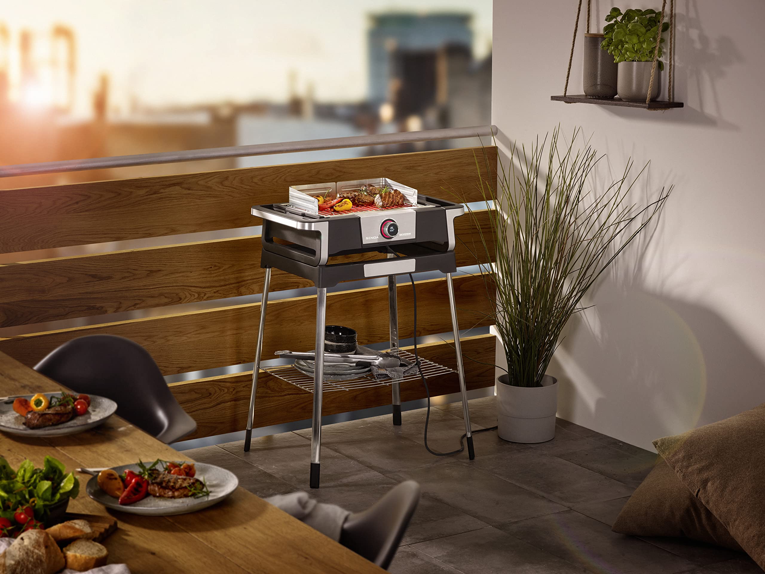SEVERIN Barbecue électrique SENOA DigitalBOOST S, Gril électrique 3 000 W, Barbecue électrique sur pieds avec démarrage rapide jusqu’à 500°C, Affichage OLED, Sonde thermique, Inox/Noir, PG 8118