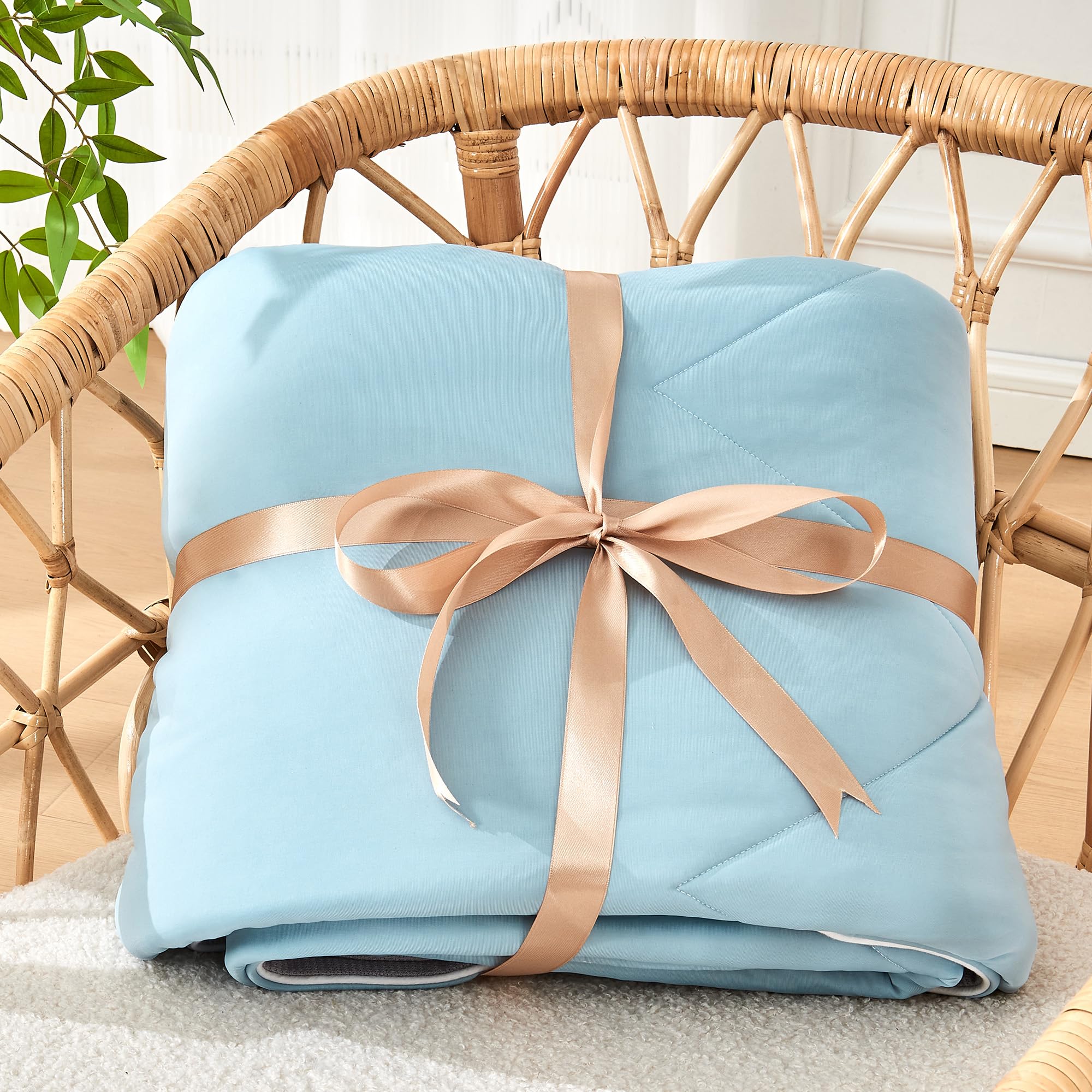 Deodar Kühldecke 140 x 190 cm Sommerdecke Leichte Kühldecke Dünn SelbstkühlendKühl und Hautfreundlich Decke zum Schlafen Öko Tex Standard Blau+Grau