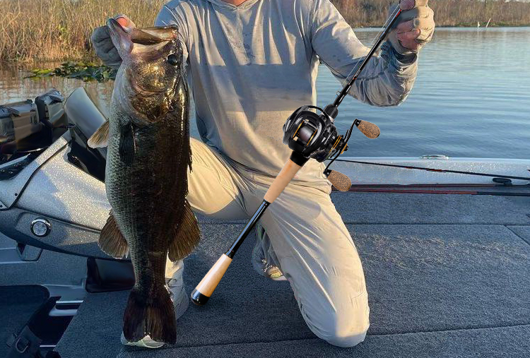13 fishing gold digger reel kit black gold 13 Fishing Omen Gold Walleye Line Counter Trolling Combo main image 1