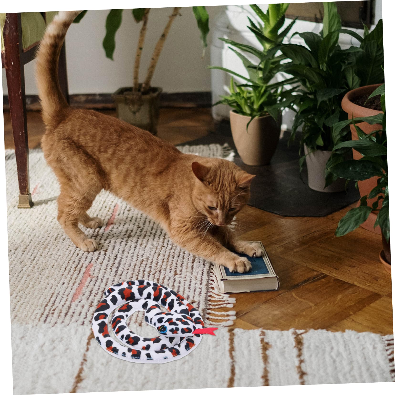Jouet Serpent pour Chat en Peluche Légère Herbe à Chat Intégrée, Jouet Interactif à Mâcher pour Chatons D’Intérieur