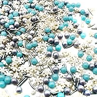 Vista 1 de Wintertime Magic – Bolsa resellable de 4 onzas – Gránulos temáticos de Navidad – Con copos de nieve blancos, caramelos plateados, perlas plateadas