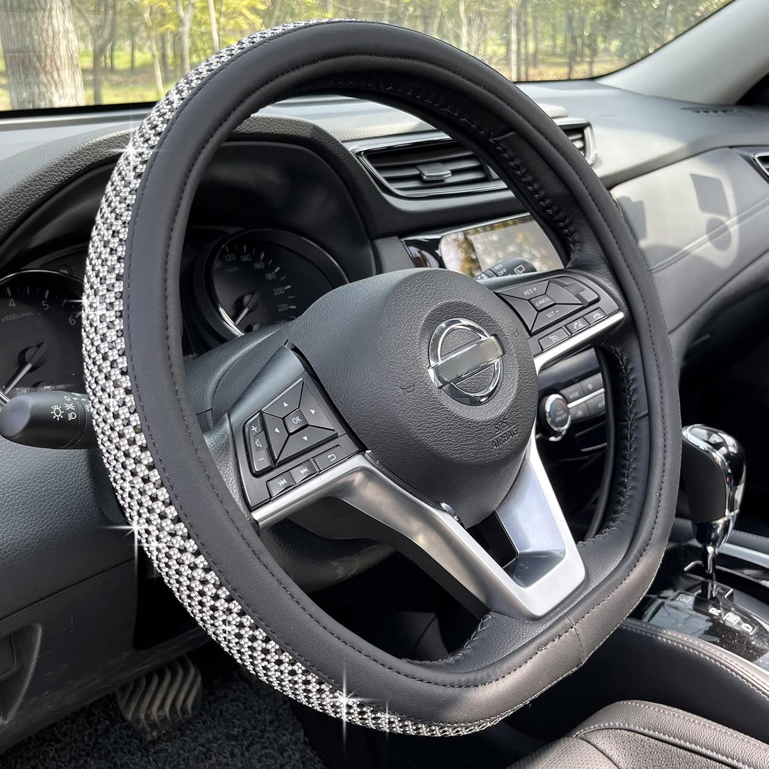 PINCTROT Bling Bling Comfy Steering Wheel Cover with Jumbo Crystal Rhinestones Anti-Slip Diamond Leather Universal 14.5-15 Inch (Colorful) PINCTROT Bling Bling Comfy Jumbo Crystal Rhinestone Anti Slip Diamond  Leather Steering Wheel Cover Universal 14.5-15 Inch (Pink) : :