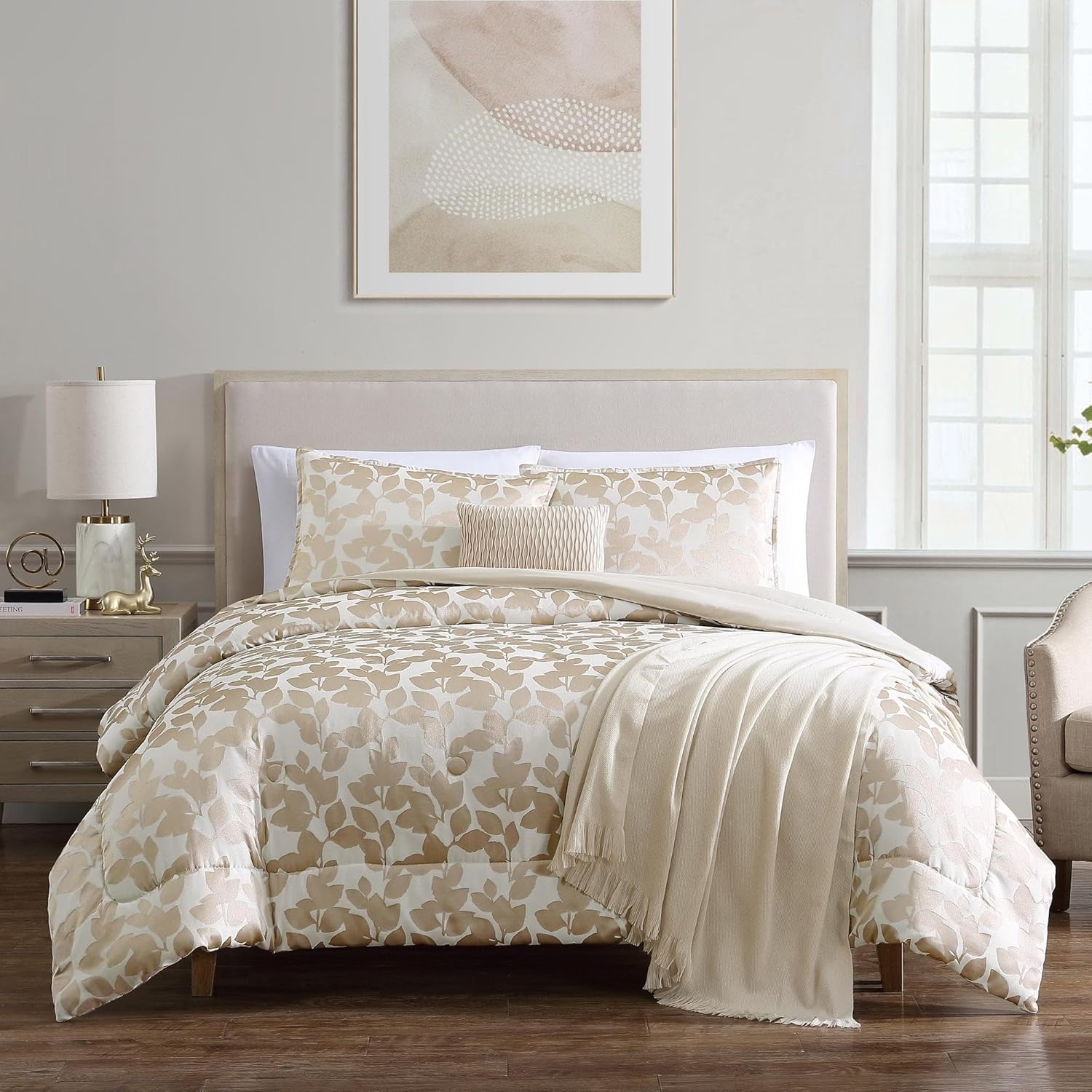 5-Piece Gold Comforter Set, king 108x92 - The Soothing Gold Pattern Serves As The Focal Point of The Set, Introducing A Touch of Nature-Inspired Elegance to The Bedroom