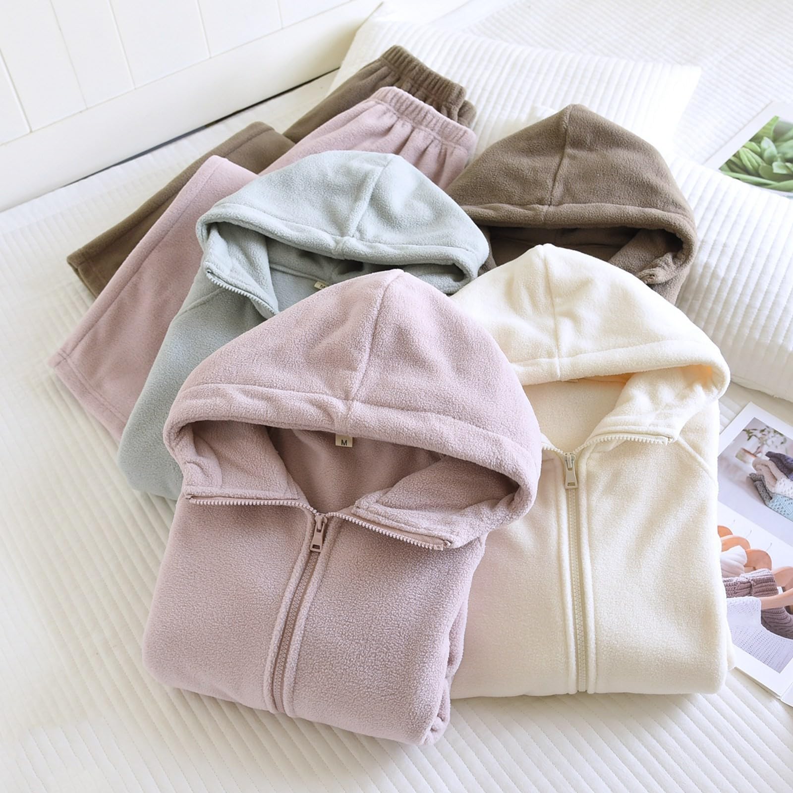 Generisch Pigiama da donna, lungo, invernale, con fodera in peluche, chiusura lampo, con tasche e soffici, morbidi pantaloni da sonno, in due pezzi, per attività all'aria aperta