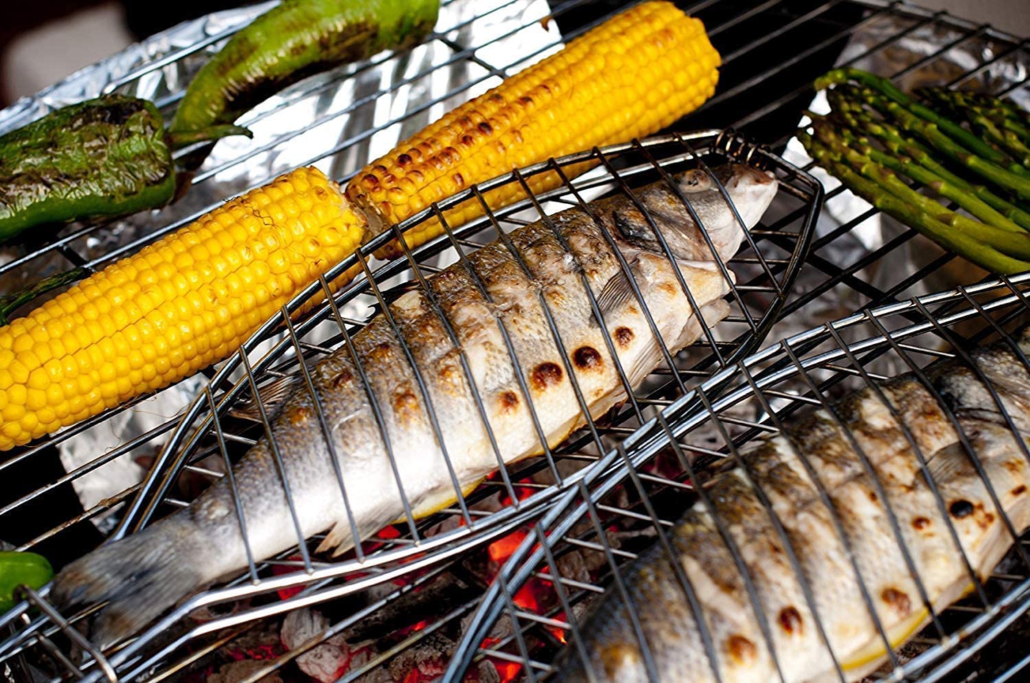 LOMESH Chromium Plated Portable Barbecue Fish BBQ Grill Net Basket Roast Grilling Tray BBQ Clip Folder Grill Barbecue Mesh Camping Grill Hinged Basket with Wooden Handle for Fish Meat Vegetables - Image 7 thumbnail
