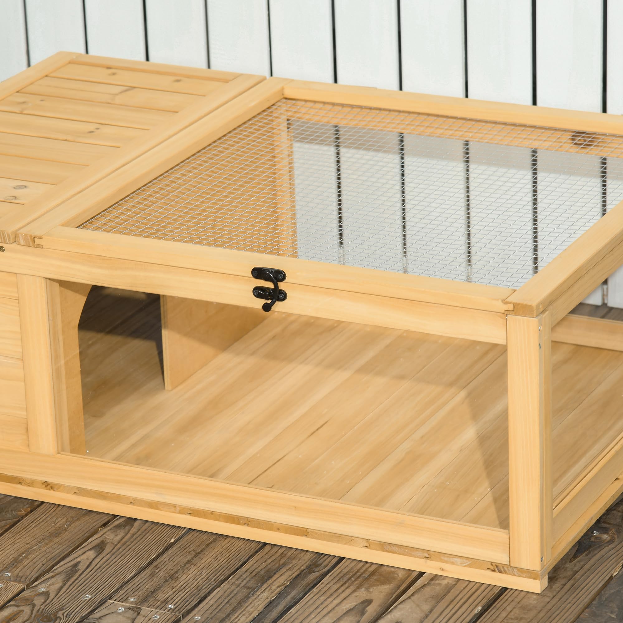 PawHut Casa per tartarughe in legno, terrario per rettili con tetto in rete, pannelli laterali trasparenti estraibili e chiavistello di sicurezza, capannone per tartarughe, 91 x 60,5 x 32 cm, naturale