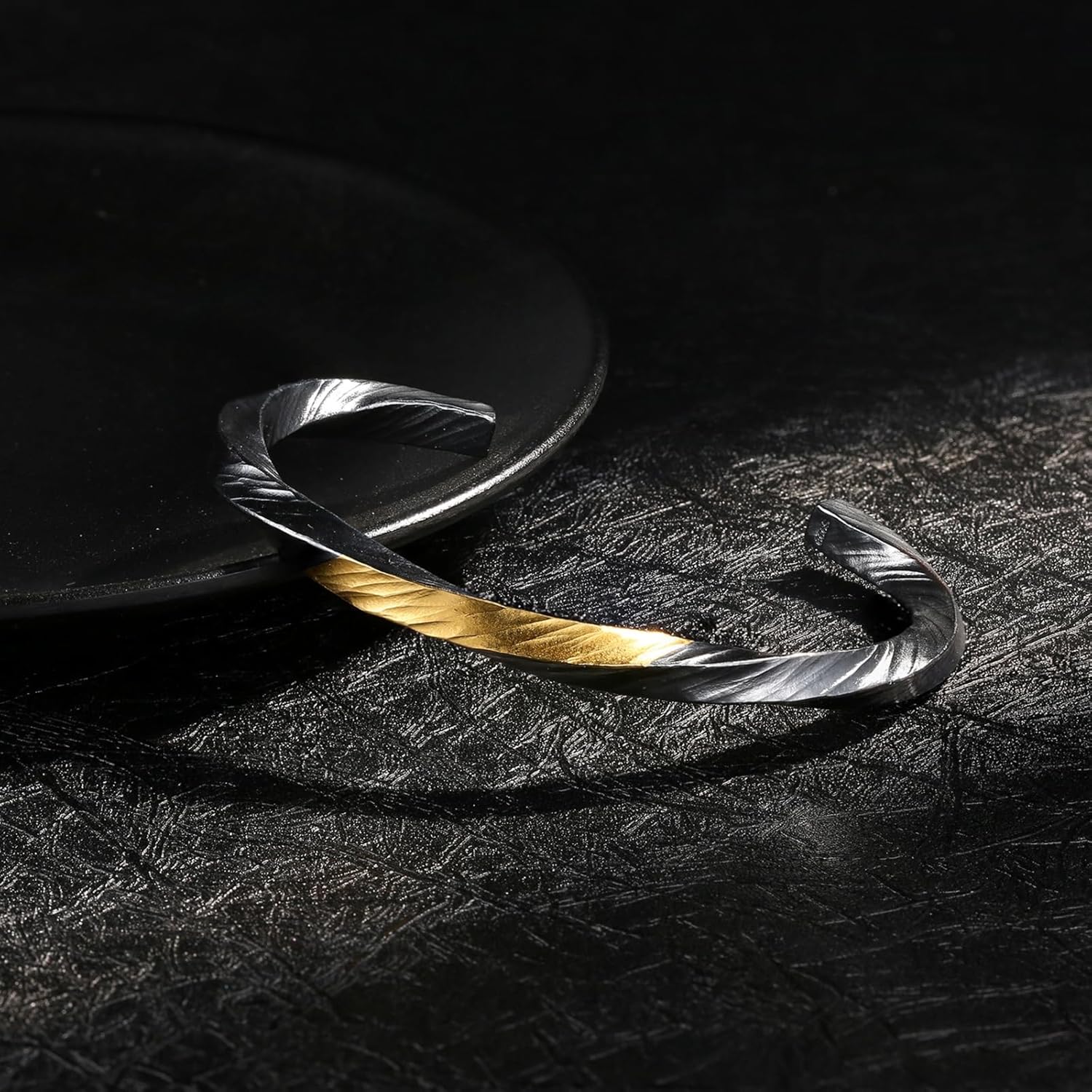 Möbius Bangle – Handcrafted Silver Plated Copper Cuff Bracelet for Men, Inspired by Infinite Geometry, Symbolizing Infinite Love and Strength,Adjustable Fit