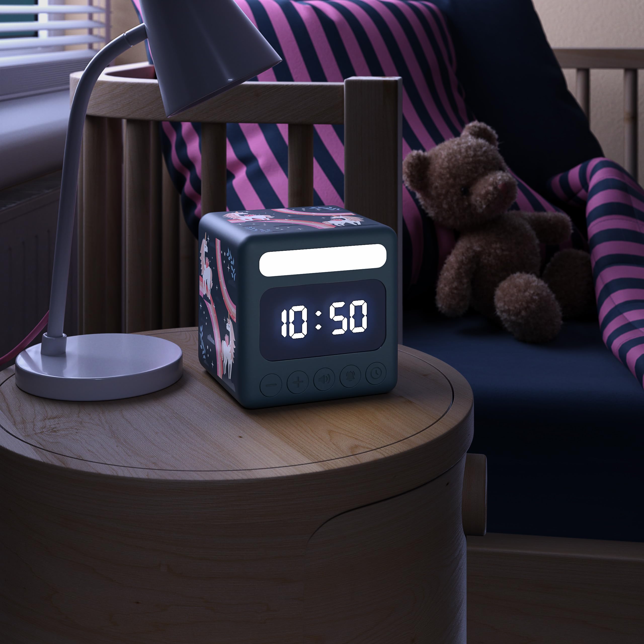 Cander Berlin MND 4010 M Réveil silencieux pour enfant avec lumière licorne snooze éclairage sans tic-tac Écran LCD pour chambre d'enfant fille