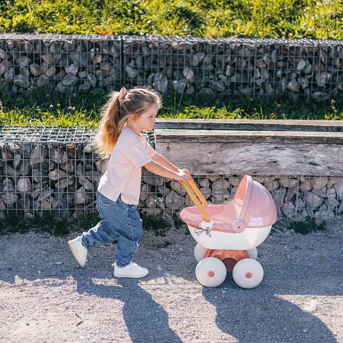 Smoby - Baby Nurse - Wózek przytulanka - dla niemowląt i lalek do 42 cm - Ciche koła - Kosz do przechowywania - Materiał z recyklingu - Od 18 miesięcy - Wyprodukowano we Francji