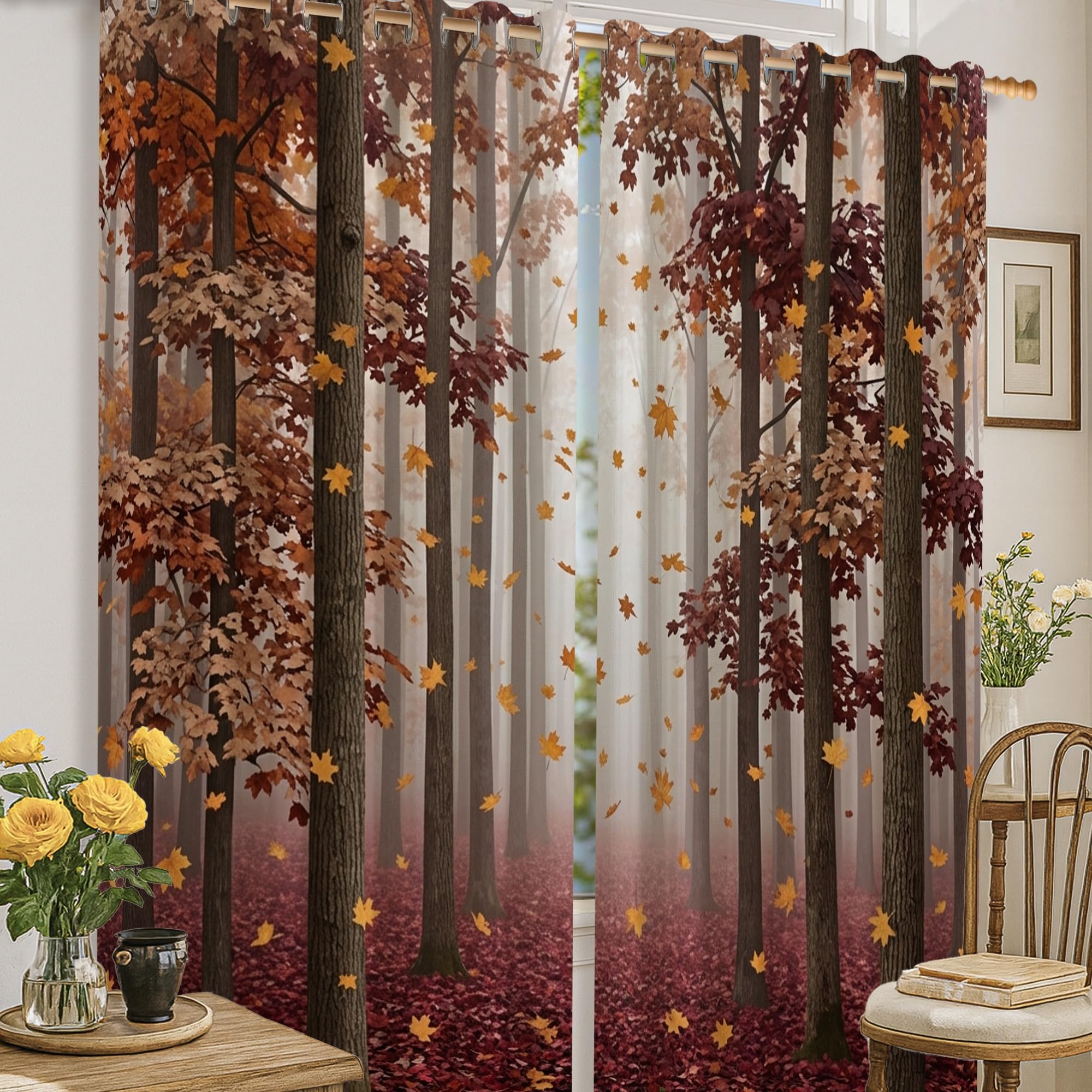 Rideaux occultants motif arbres d'automne pour créer un cocon dans la crèche