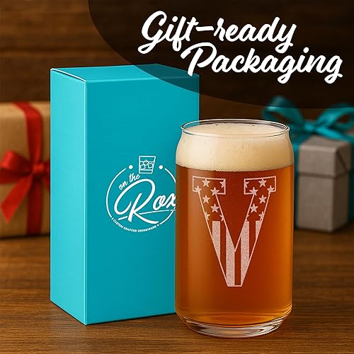 Miniatura 83 de Vaso en forma de lata de cerveza con monograma grabado - bandera de EE.UU.