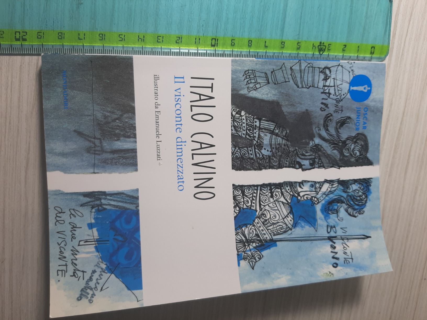 Amazon.it: Il visconte dimezzato - Calvino, Italo, Luzzati, Emanuele