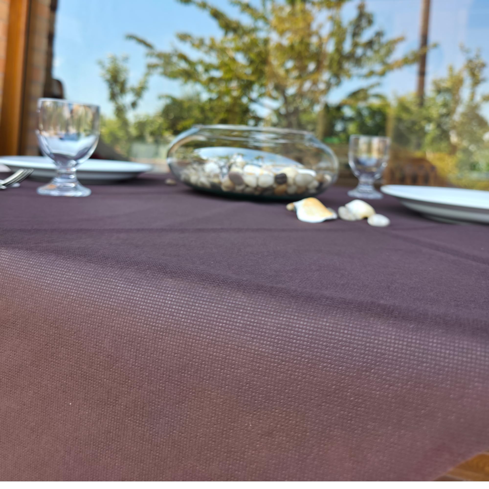 Generico 400 manteles marrones desechables TNT 100 x 100 cm resistentes tipo tela alta gramaje 48 gr cubremesas fiesta restaurante pizzería agroturismo cubremesas cubremanchas desechables impermeables