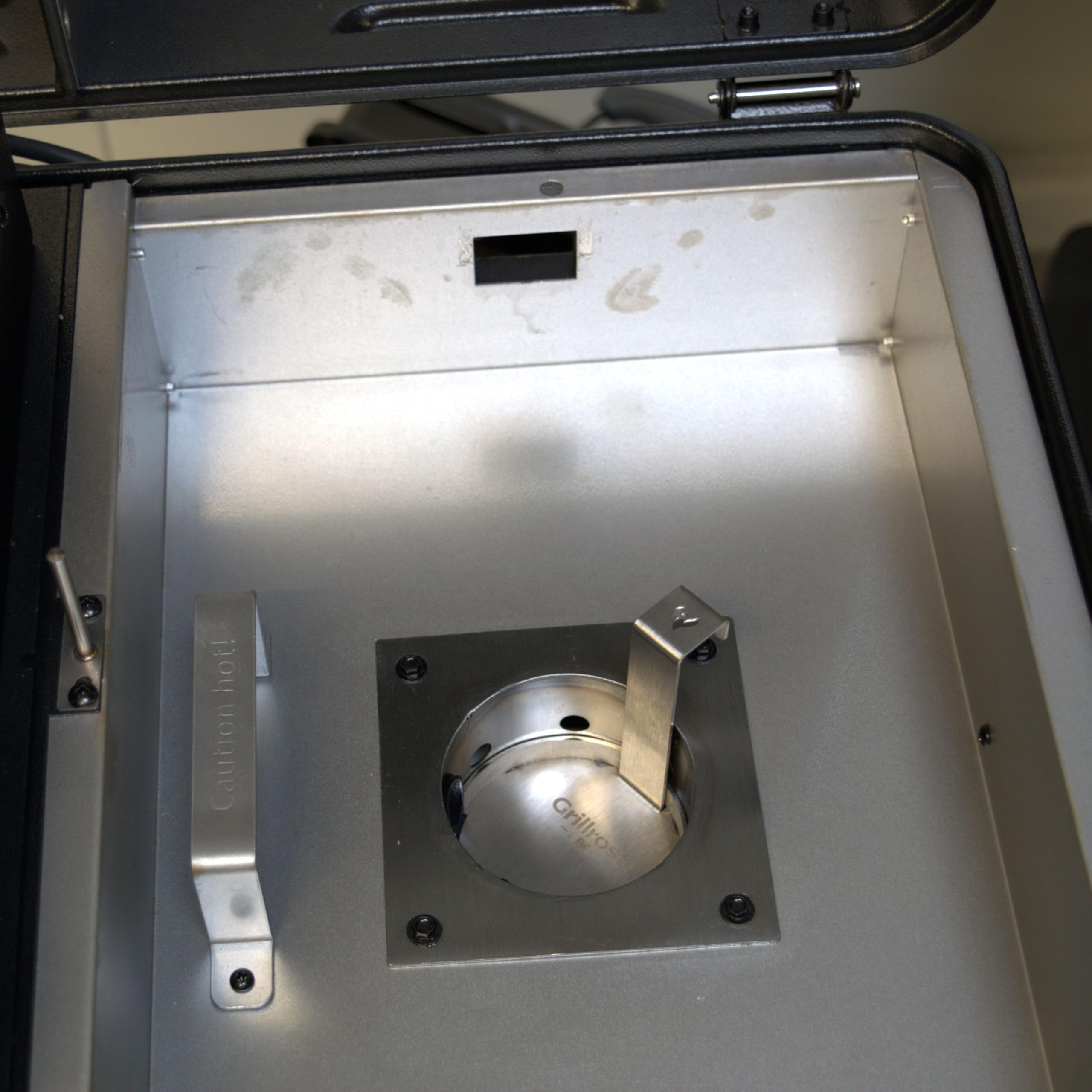 Grillrost.com Das Original Pelle à Cendres pour Les barbecues à pellets Traeger - remplace l'aspirateur à Cendres