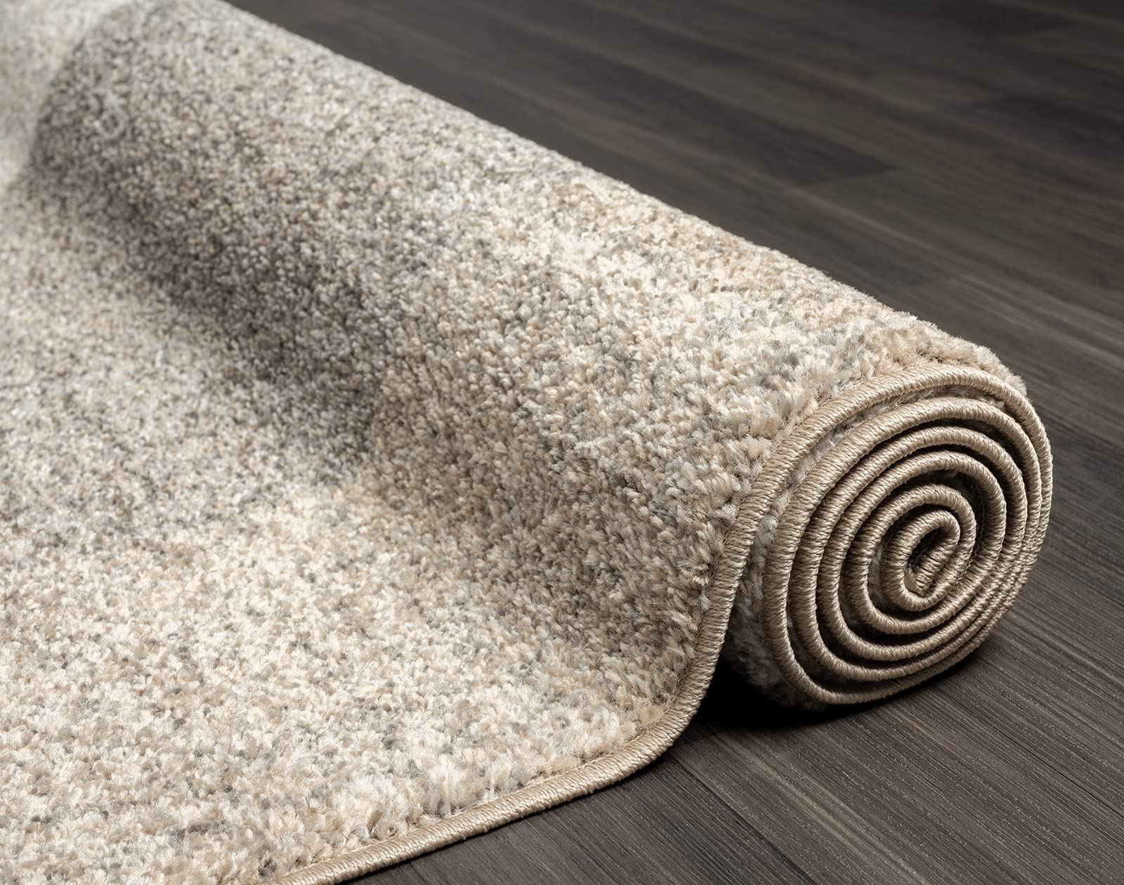 the carpet Pearl – Moderner Kurzflor Teppich, dichter Flor, geometrisches Muster, Konturenschnitt, Wohnzimmer & Schlafzimmer Teppich, Kariert, Beige, 200 x 280 cm