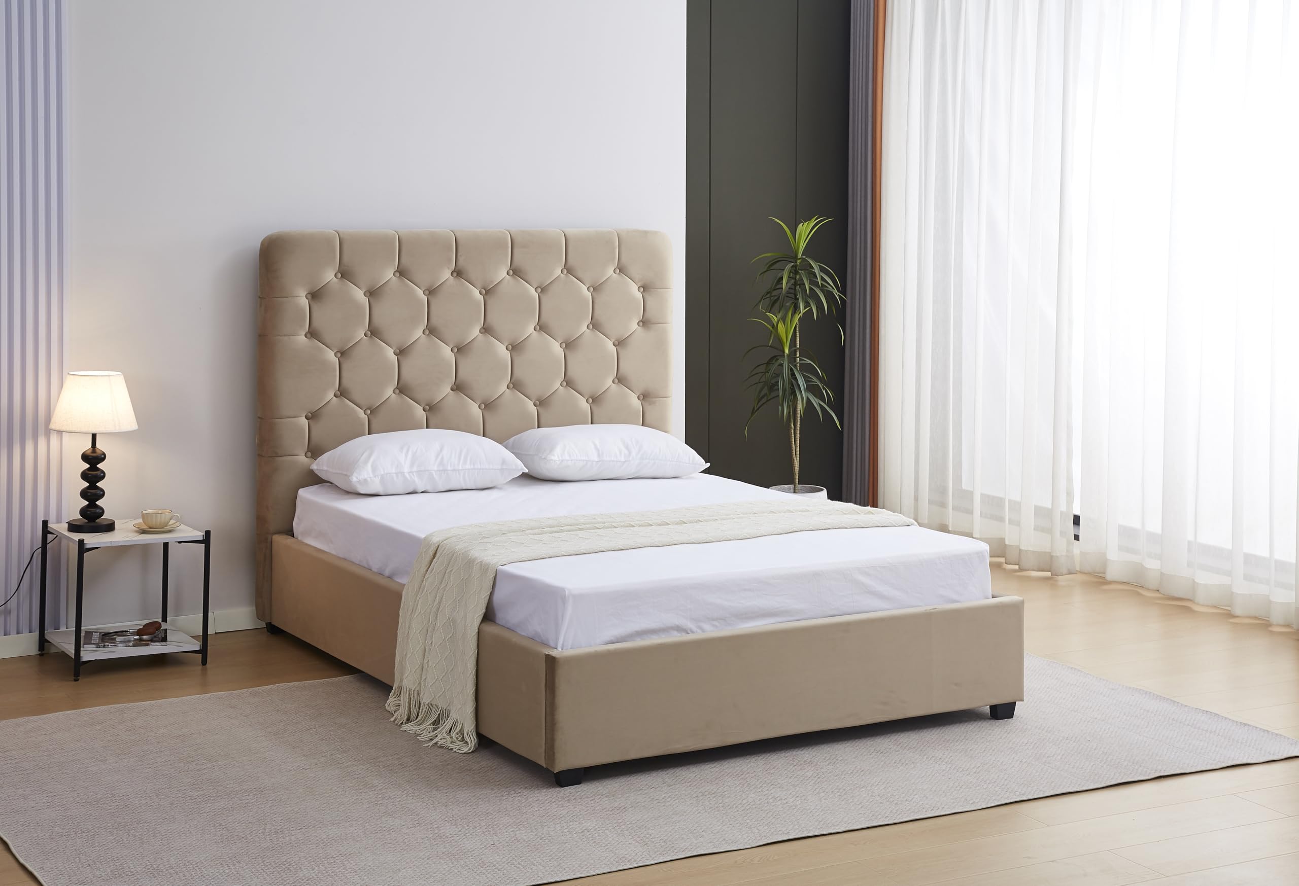 Seconique Madison 5' King Bed in Fawn Velvet Fabric