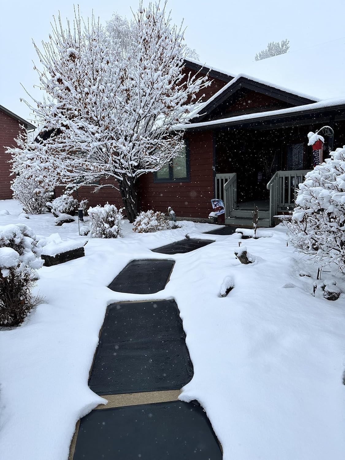 HeatTrak Heated Snow Melting Mat with Power Unit - Heated Outdoor Mats for Walkways - Electric Snow Melting Mats for Decks and Sidewalks - No-Slip Snow and Ice Melt Heated Sidewalk Mat (30” x 60")