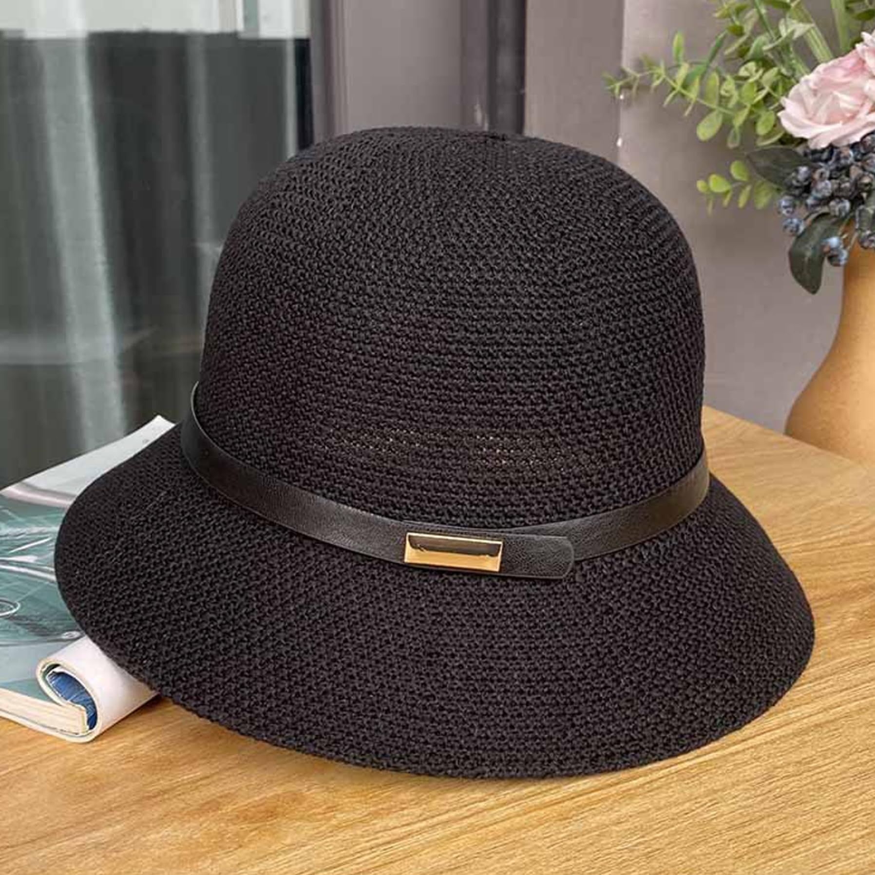 Sombreros Cloche de Verano Sombrero Cloche de Paja para Mujer Sombrero de Bombín de Verano de ala Corta con cinturón para Mujer, Uso en Interiores