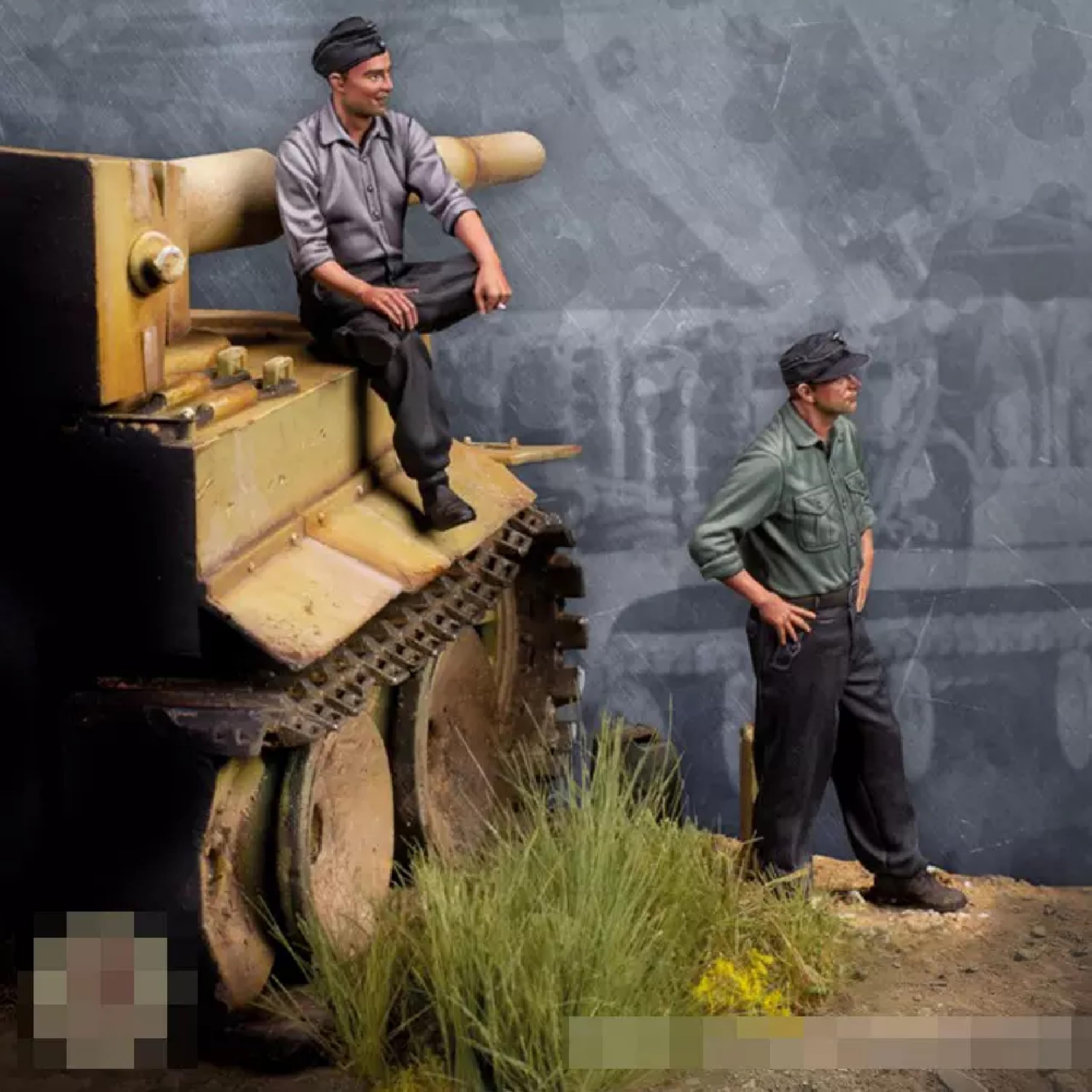 TRUEGRIS 1/35 WWII German Tank Soldier Resin Model Kit Unpainted and Unassembled (2 figures, with tank) //k5w2J4