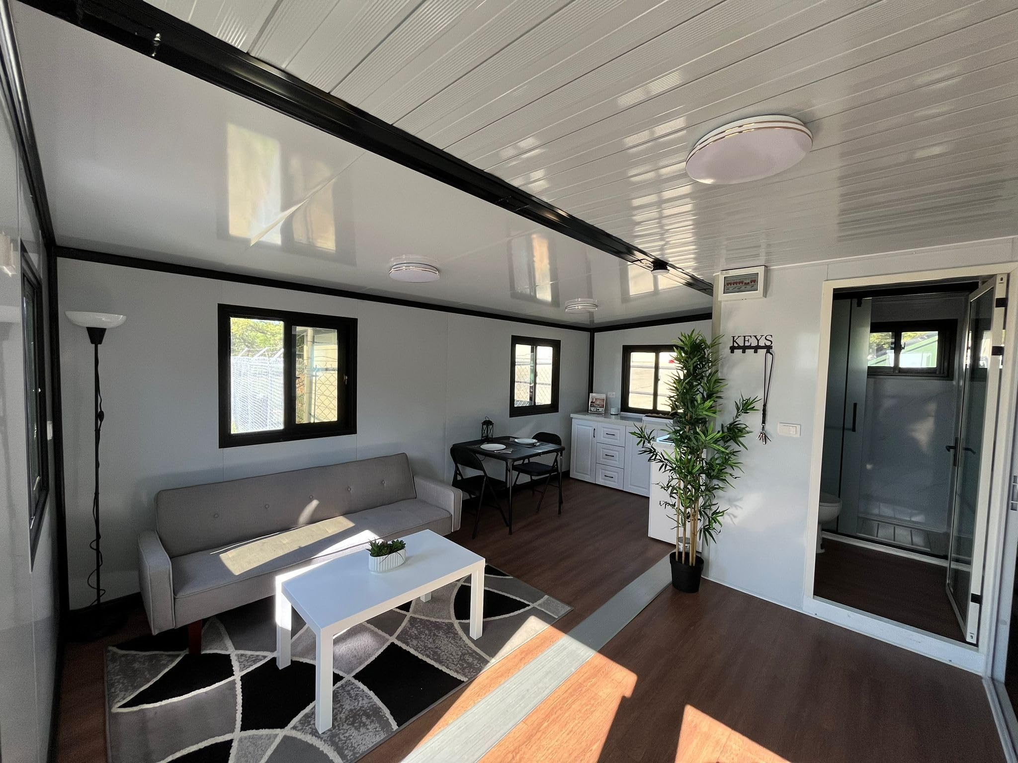 Tiny Houses To Live In For Adults 20FT Tiny House - Prefab 3-Bedroom  Container Home With Kitchen \u0026 Bath (Foldable Steel Frame) Feekercn 40FT, image size:2048x1536
