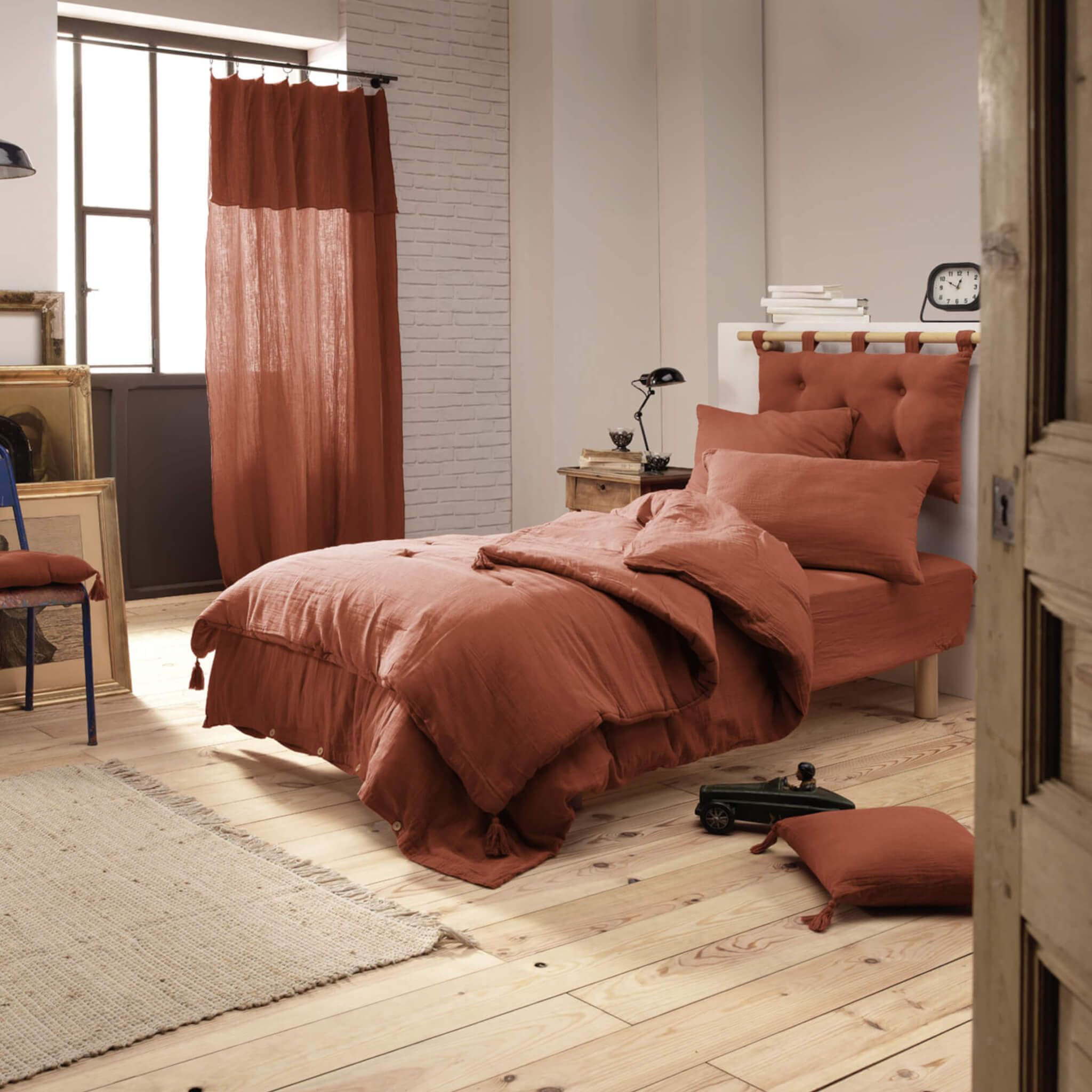 Parure de lit 240x220 double gaze de coton orange terracotta pour des nuits douces et sereines
