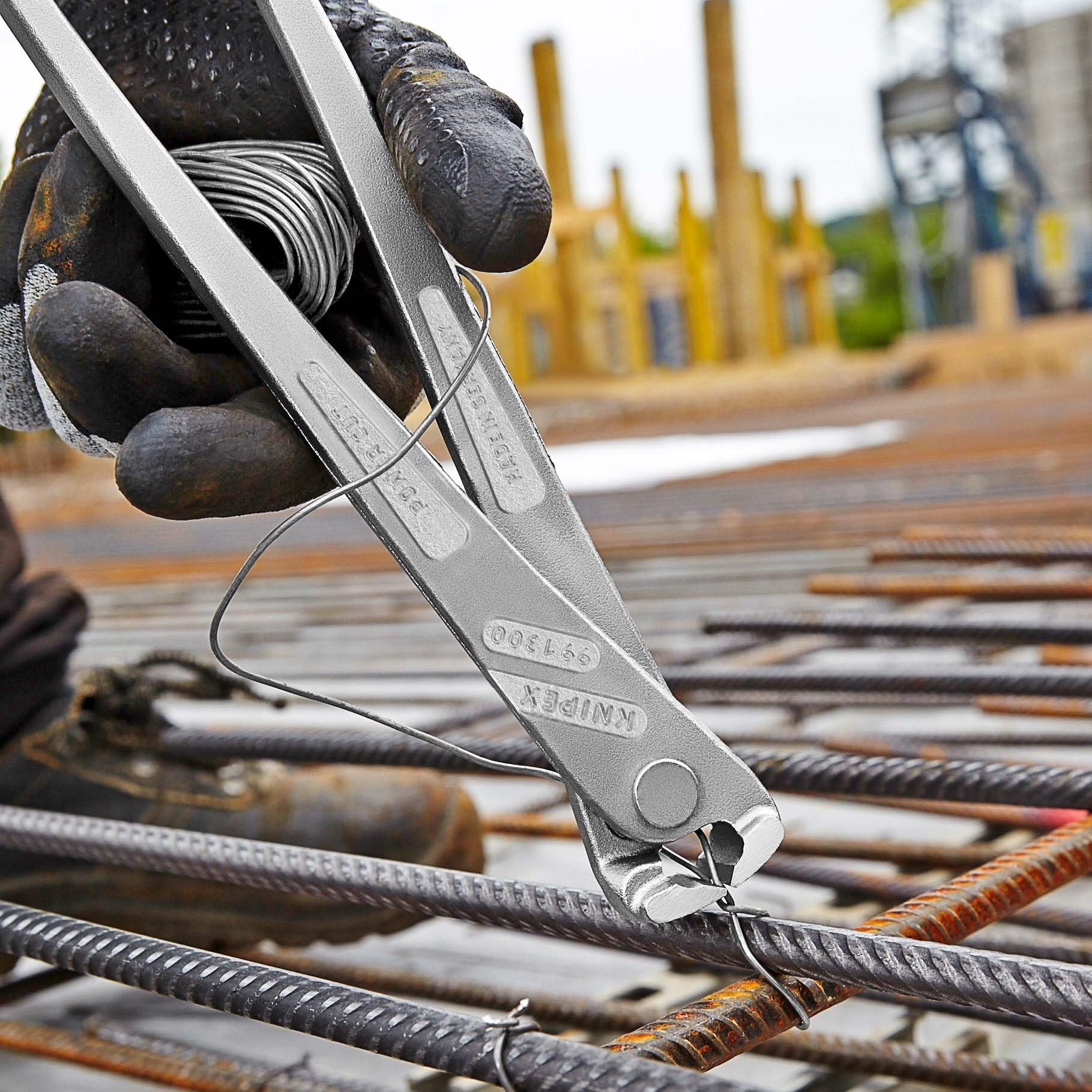Knipex Tenaille russe à forte démultiplication à forte démultiplication zinguée chromée 300 mm, 99 14 300 EAN