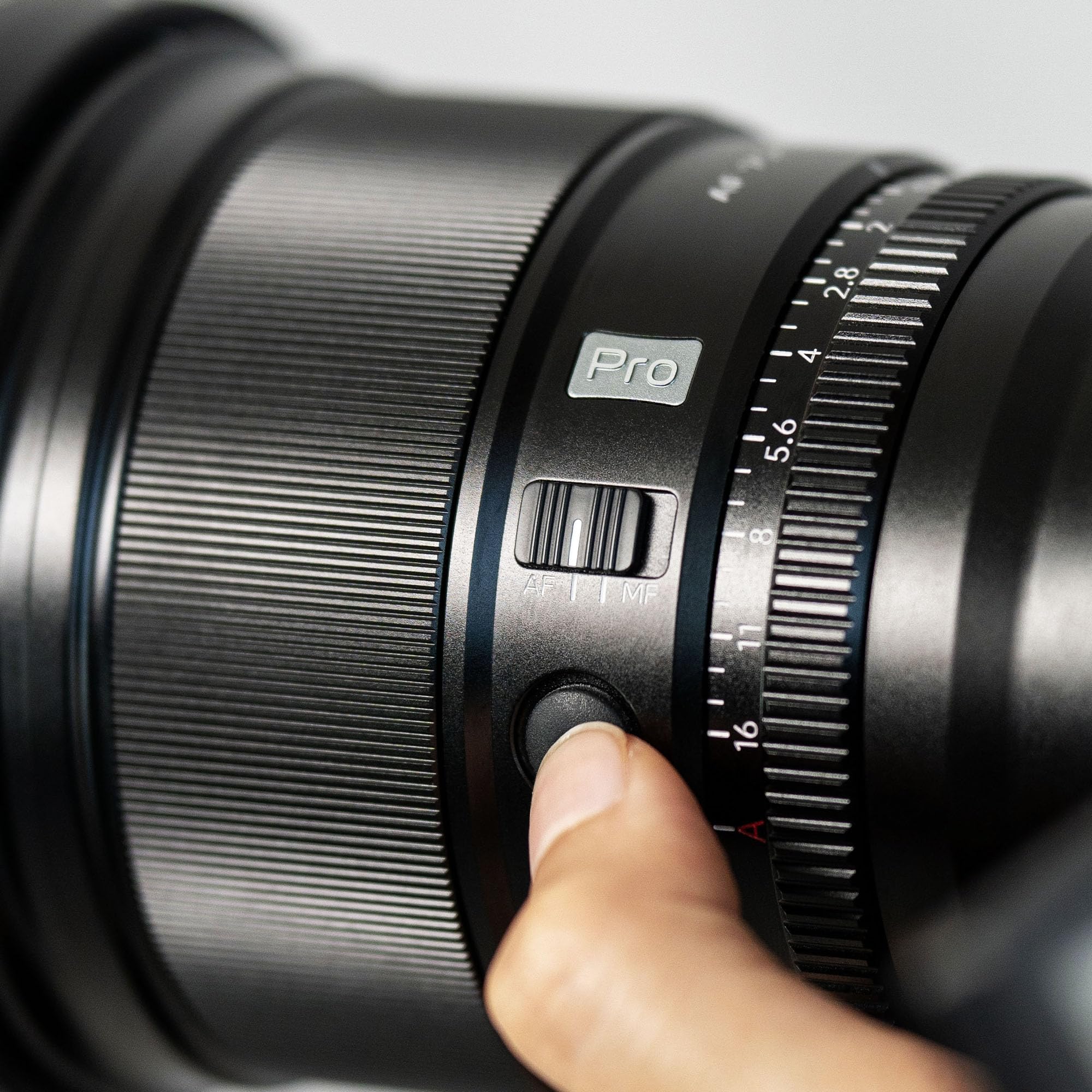 Amazon.co.jp: VILTROX 75mm F1.2Pro Zマウントオートフォーカスレンズ