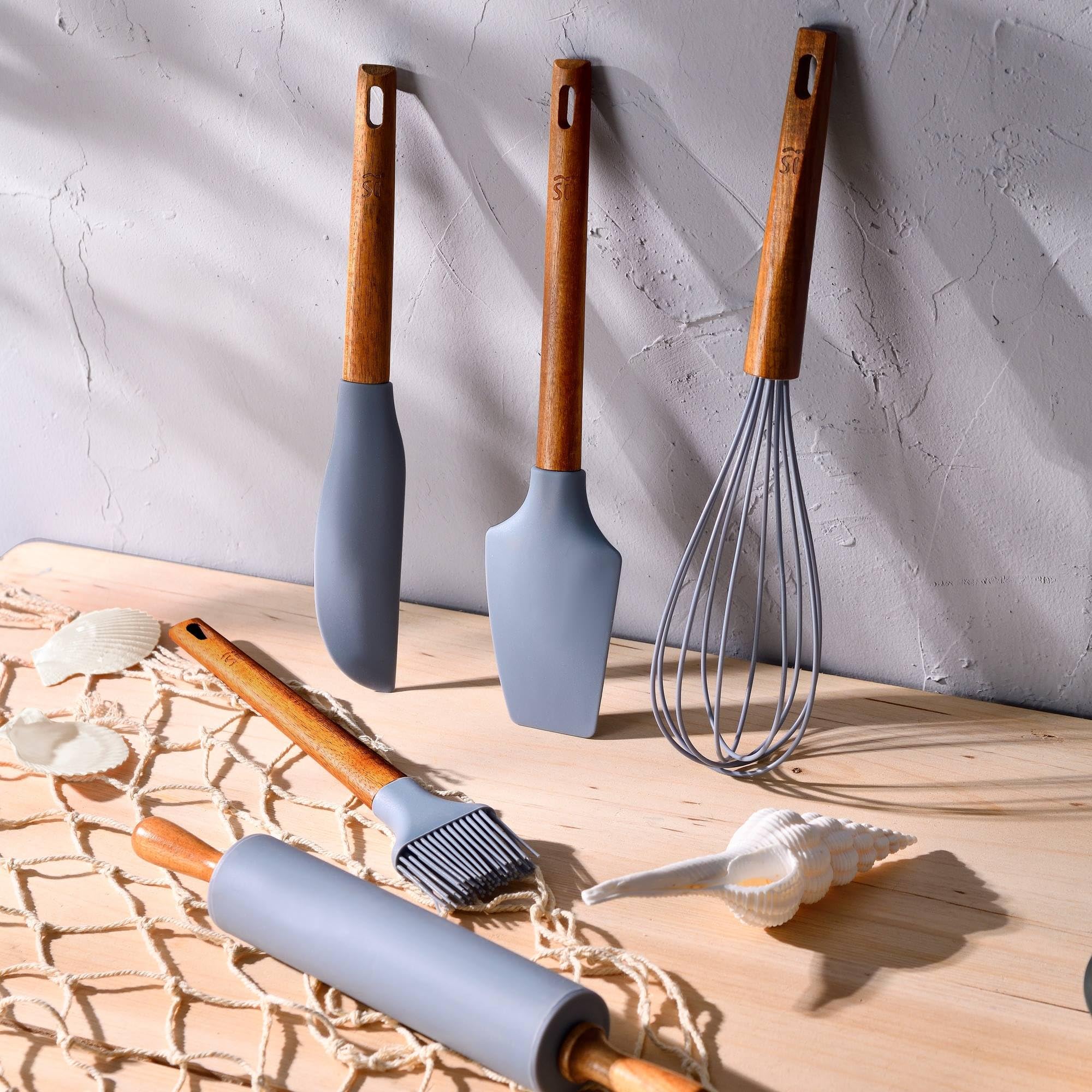 San Ignacio Kochgeschirr-Set, 12-teilig, aus Edelstahl, verchromt, Kollektion Cassel+, 5-teiliges Küchenutensilien-Set aus Silikon und Holz