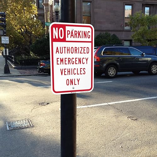 Miniatura 3 de SmartSign - K-5180-EG-12x18 "No Parking - Autorized Emergency Vehicles Only" Letrero | 12" x 18" 3M Aluminio Reflectante Grado Ingeniero Rojo sobre
