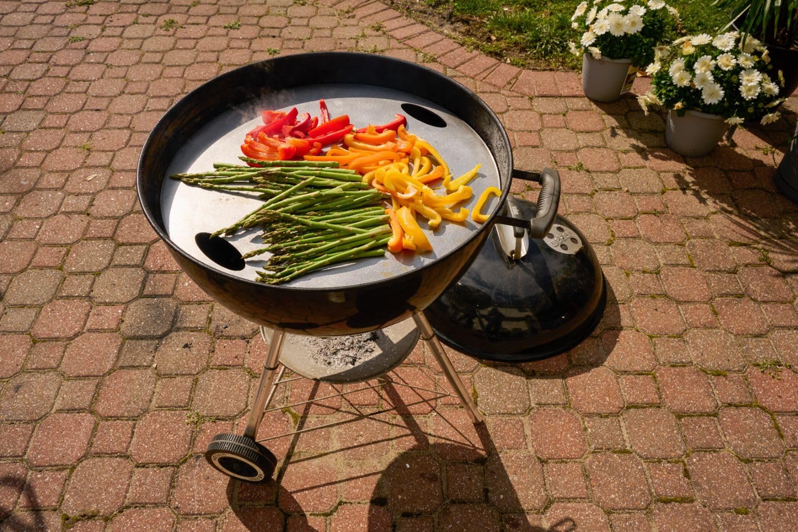 21.5" Griddle plate fits 22" Grill & 22.5" WSM. USA made HD 11 Ga. Carbon Steel
