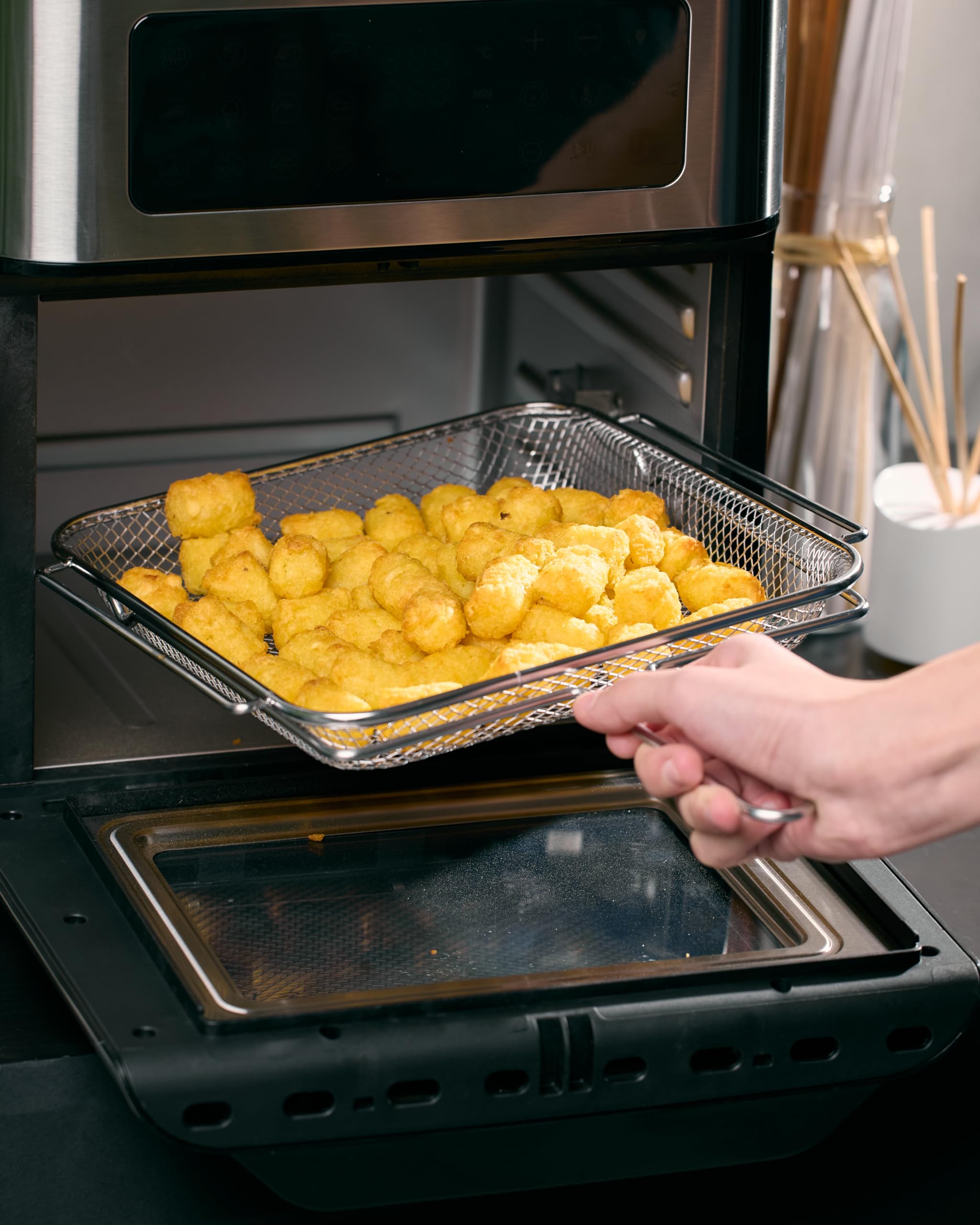 Girmi FG97 Friggitrice ad Aria 12 Litri e Forno Elettrico, 1600-1800W, 12 Programmi Preimpostati, Cestello Rotante & Girarrosto, Vassoio Raccogli Grasso, Display Digitale, Accessori, Grigio Acciaio