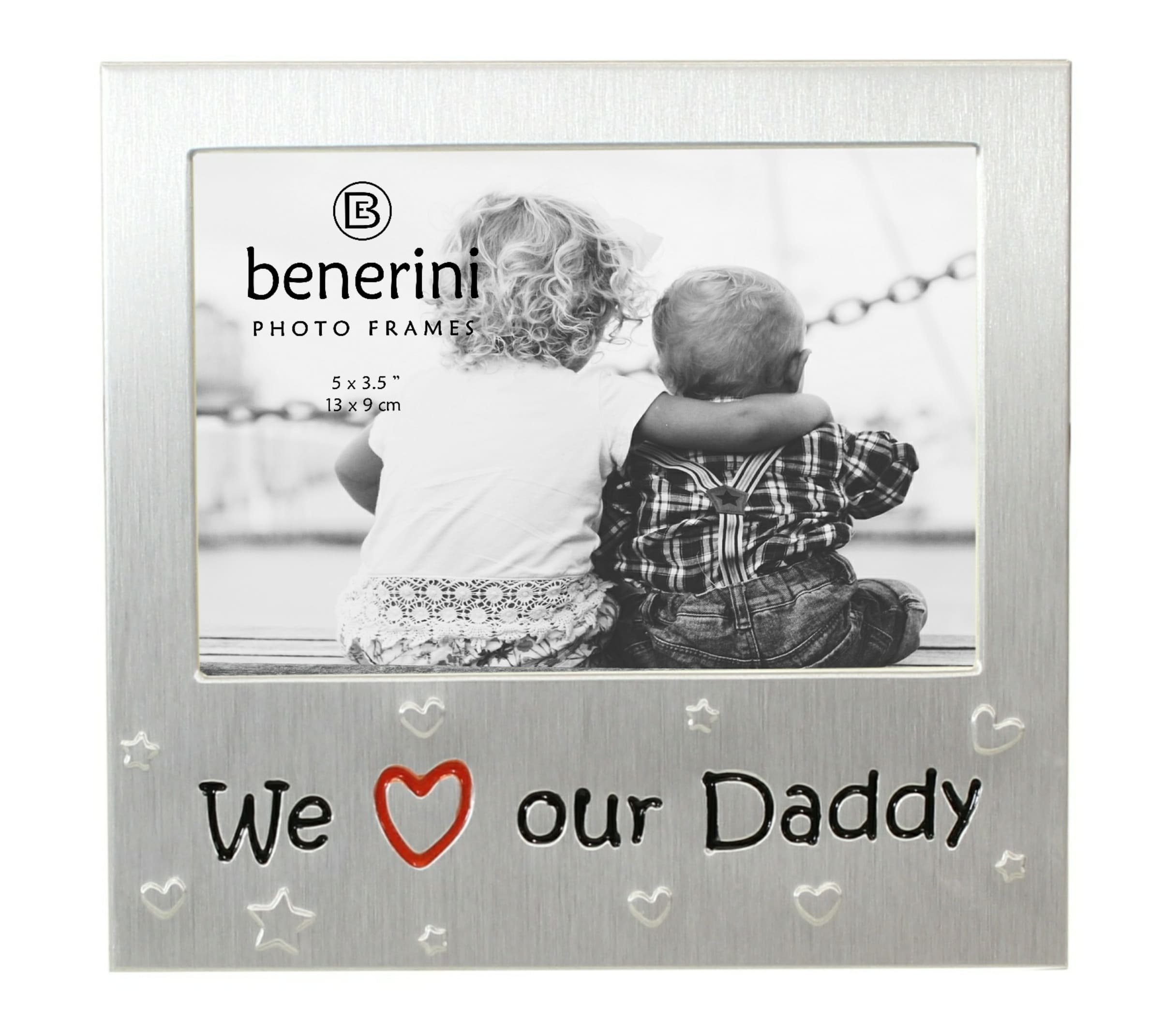 Personalised ' We Love Our Daddy ' - Photo Picture Frame Gift - 5 x 3.5 - Insert Your Own Photo in the Frame