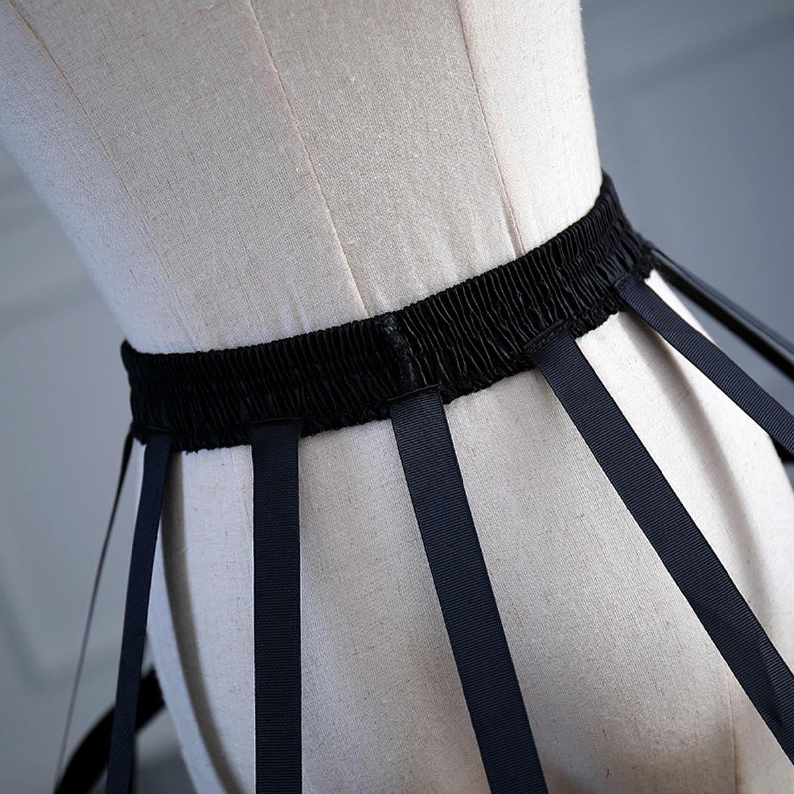 rockible Sottogonna Cerchio Donna Con Ha 5 Anelli per Abiti Da Sposa, Abiti Da Cosplay E Altro Ancora, Lunghezza Gonna 90 Cm, Diametro Inferiore 100 Cm, Circonferenza Vita Regolabile 55 Cm-90 Cm