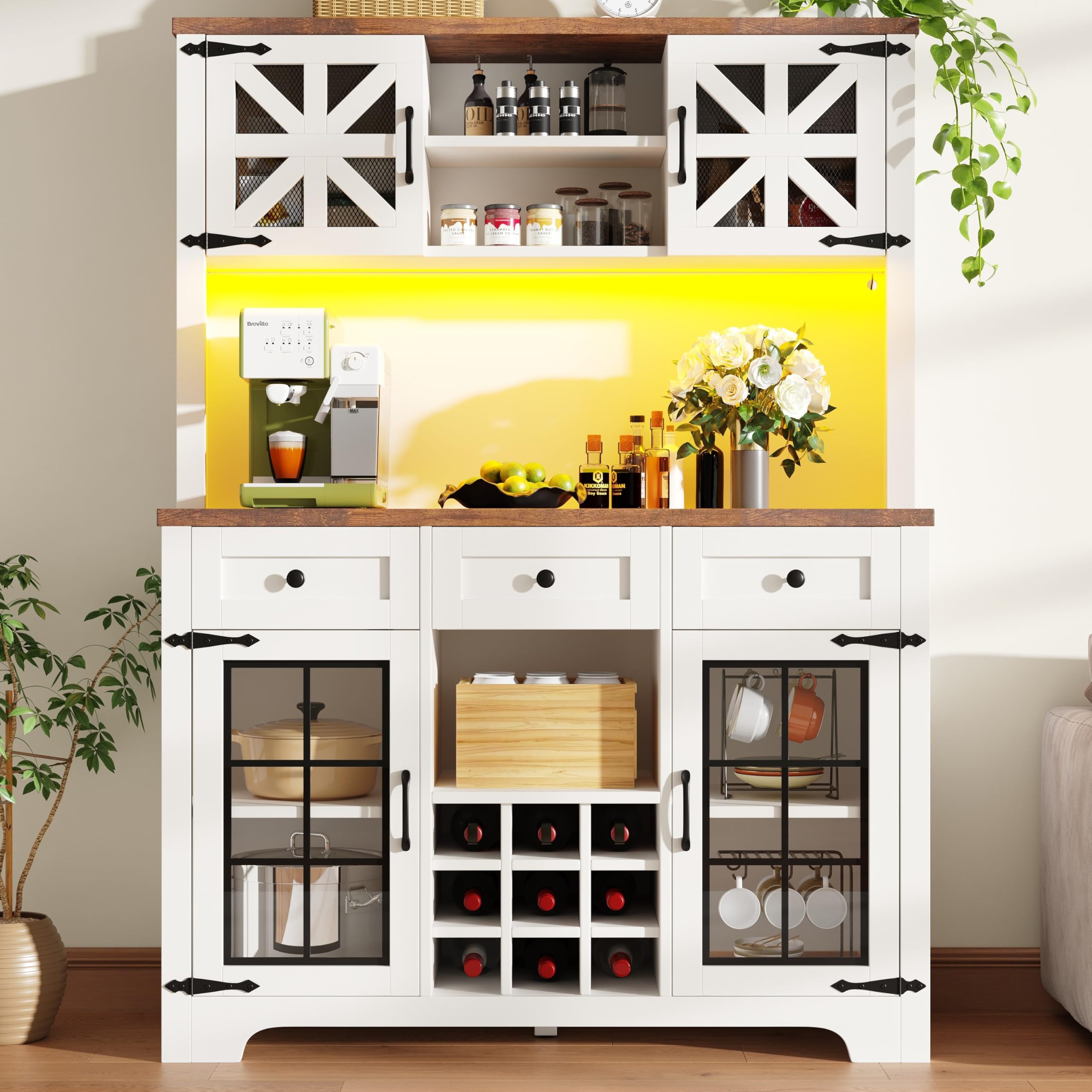 Hochschrank, Küchenschrank mit Smart LED Beleuchtung, fürs Wohnzimmer, Seitenschrank mit Weinregal und Kippsicherung, Verstellbare Einbauregale