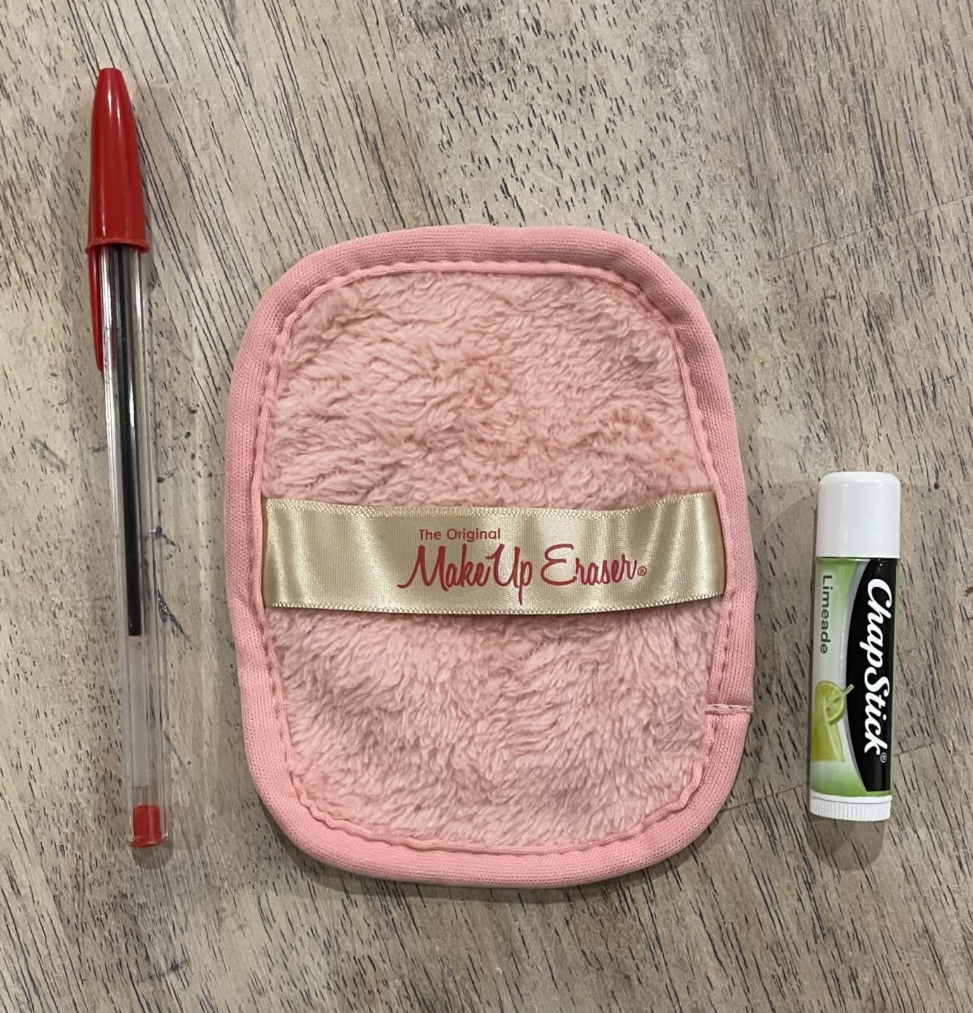MakeUp Eraser 7-Day Set, Erase All Makeup with Just Water, Including Waterproof Mascara, Eyeliner, Foundation, Lipstick, Sunscreen, and More! 7ct