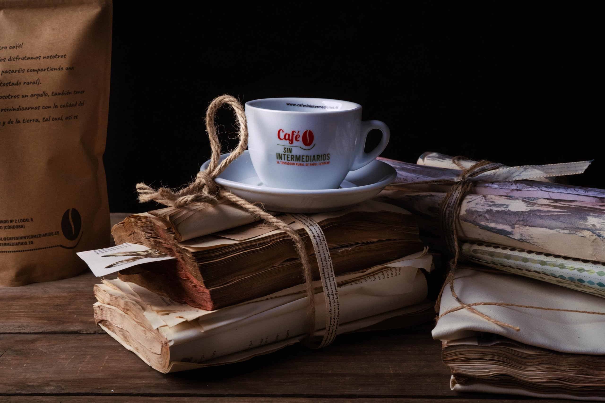 CAFE SIN INTERMEDIARIOS - Besos Café Colombia En Grano sin moler - Tostado Semanal - Envasado al envío - Intensidad de sabor media - Ideal para Café con Leche