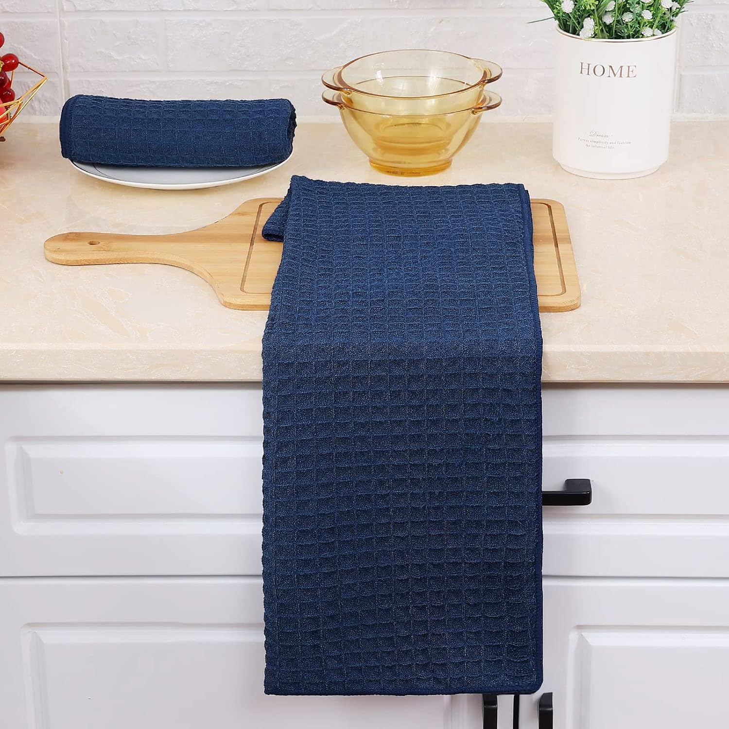 Homaxy Microfiber Waffle Weave Kitchen Towels, 16 x 28 Inch Ultra Absorbent and Solid Color Dish Towels, 4 Pack, Navy Blue - Image 6