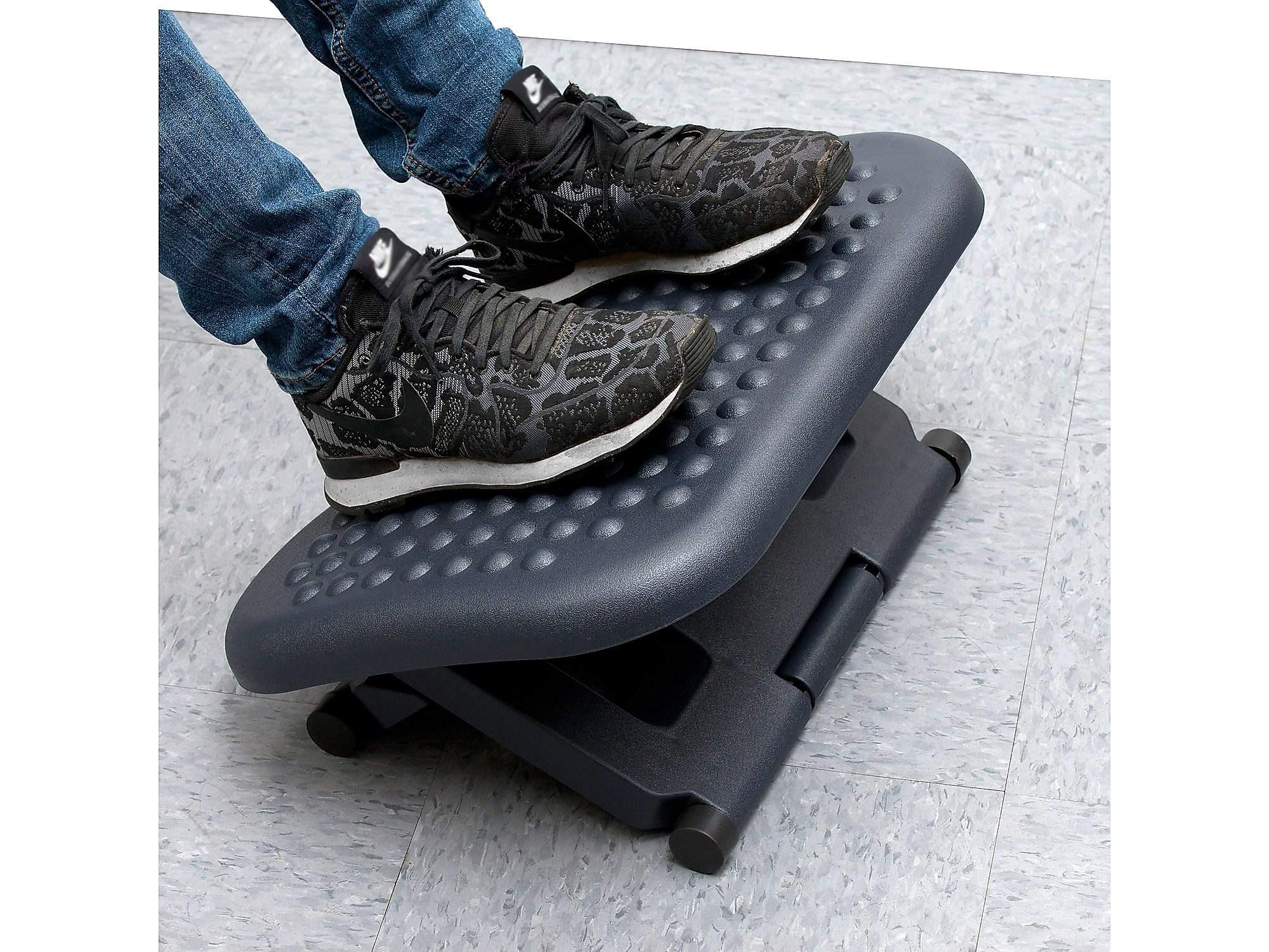 Mind Reader Reposapiés, Debajo del Escritorio en el Trabajo, ergonómico, Altura Ajustable, Oficina, plástico, 17 Pulgadas de Largo x 13 Pulgadas de Ancho x 6.25 Pulgadas de Alto, Color Negro