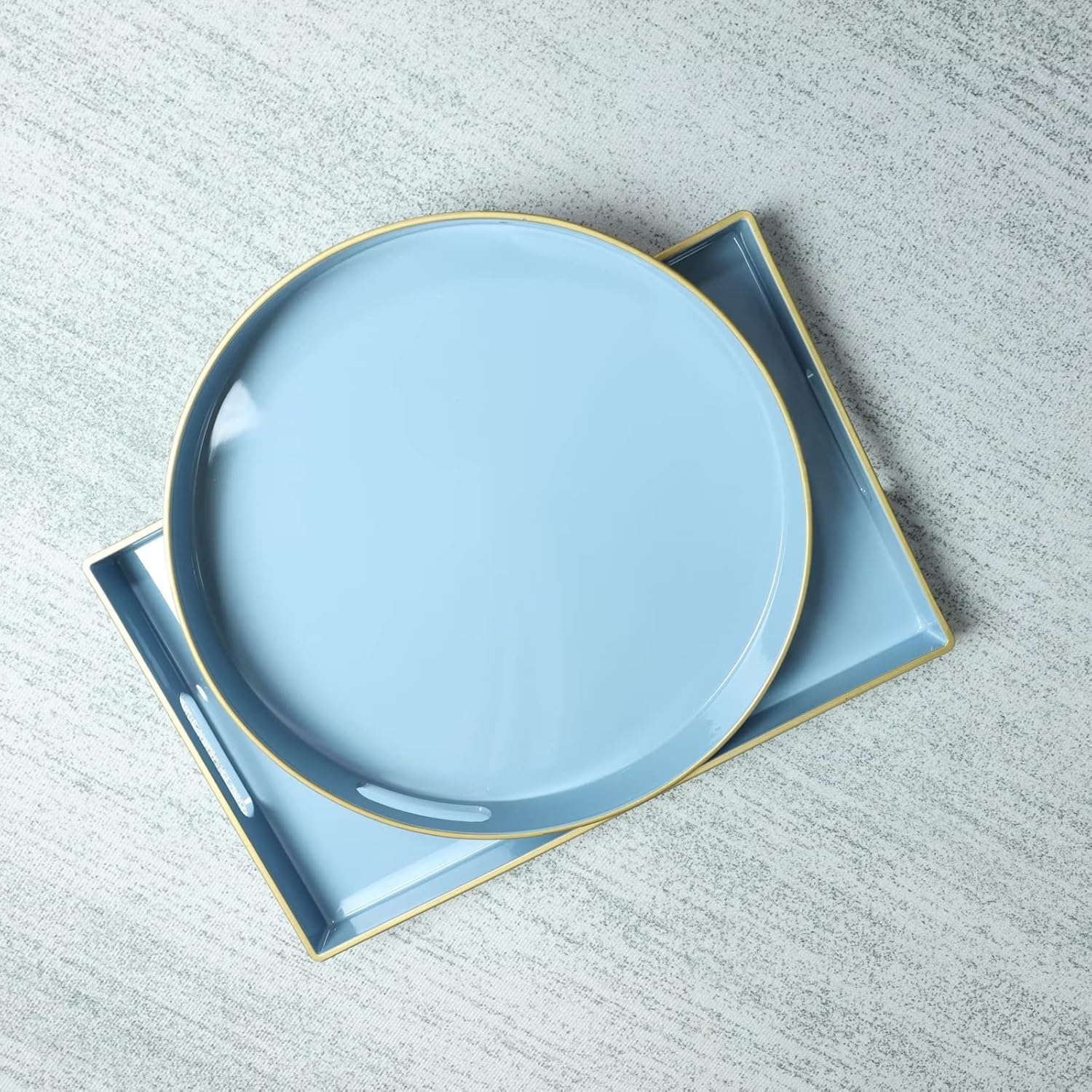 Spsyrine Round Blue Decorative Tray, 13" Plastic Serving Table Tray with Handles for Breakfast, Ottoman, Coffee Table, Bathroom, Kitchen, Living Room