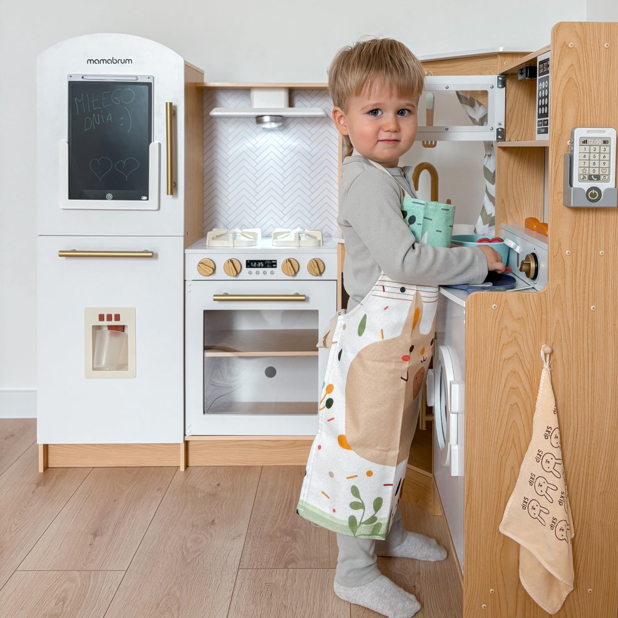 Mamabrum Cucina in Legno per Bambini 3+, Set XXXL con Luci LED, Caffettiera, Pentole, Frutta e Verdura | 50 Pezzi di Accessori Giocattolo