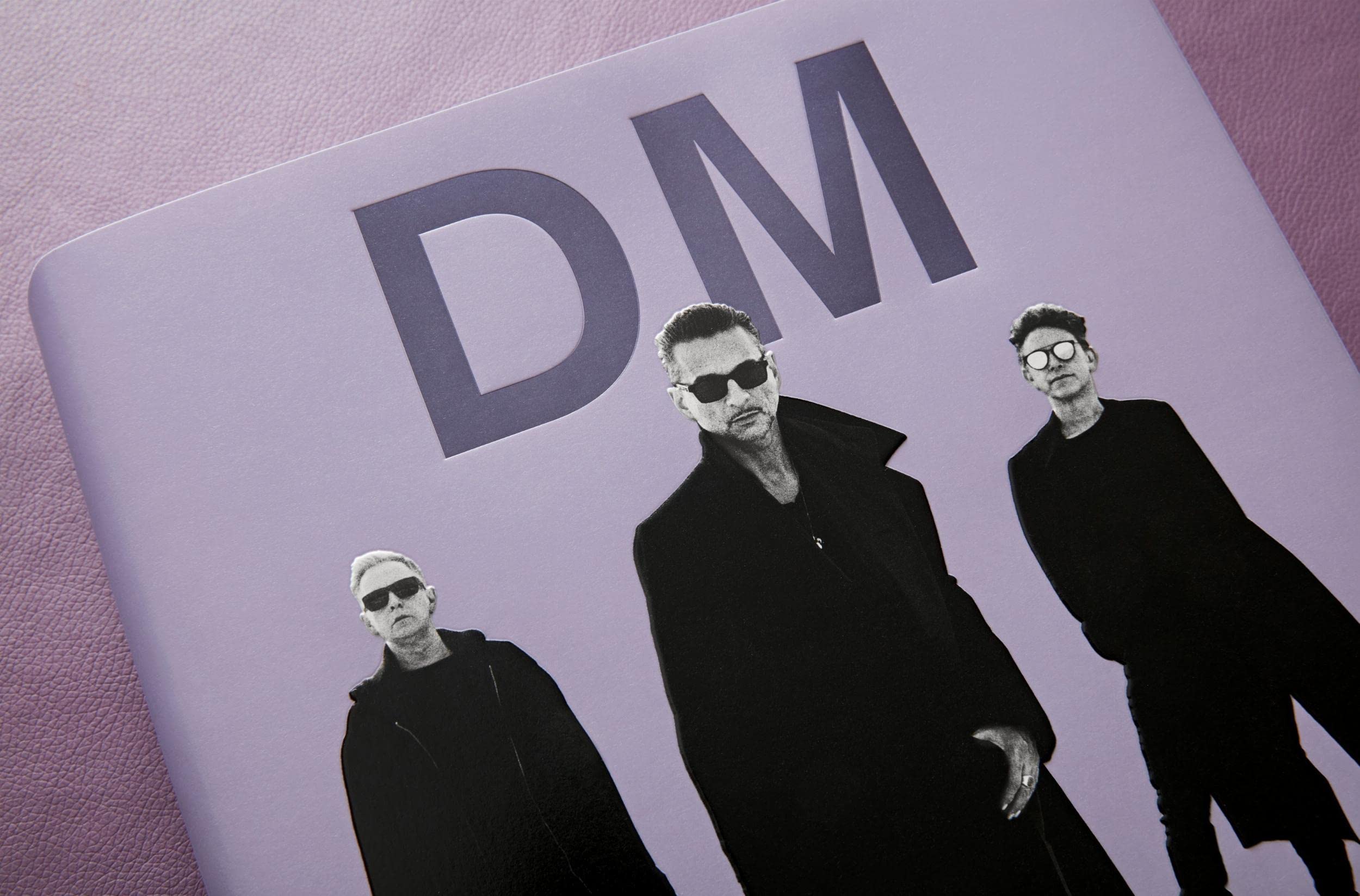 Depeche Mode by Anton Corbijn: 81-18