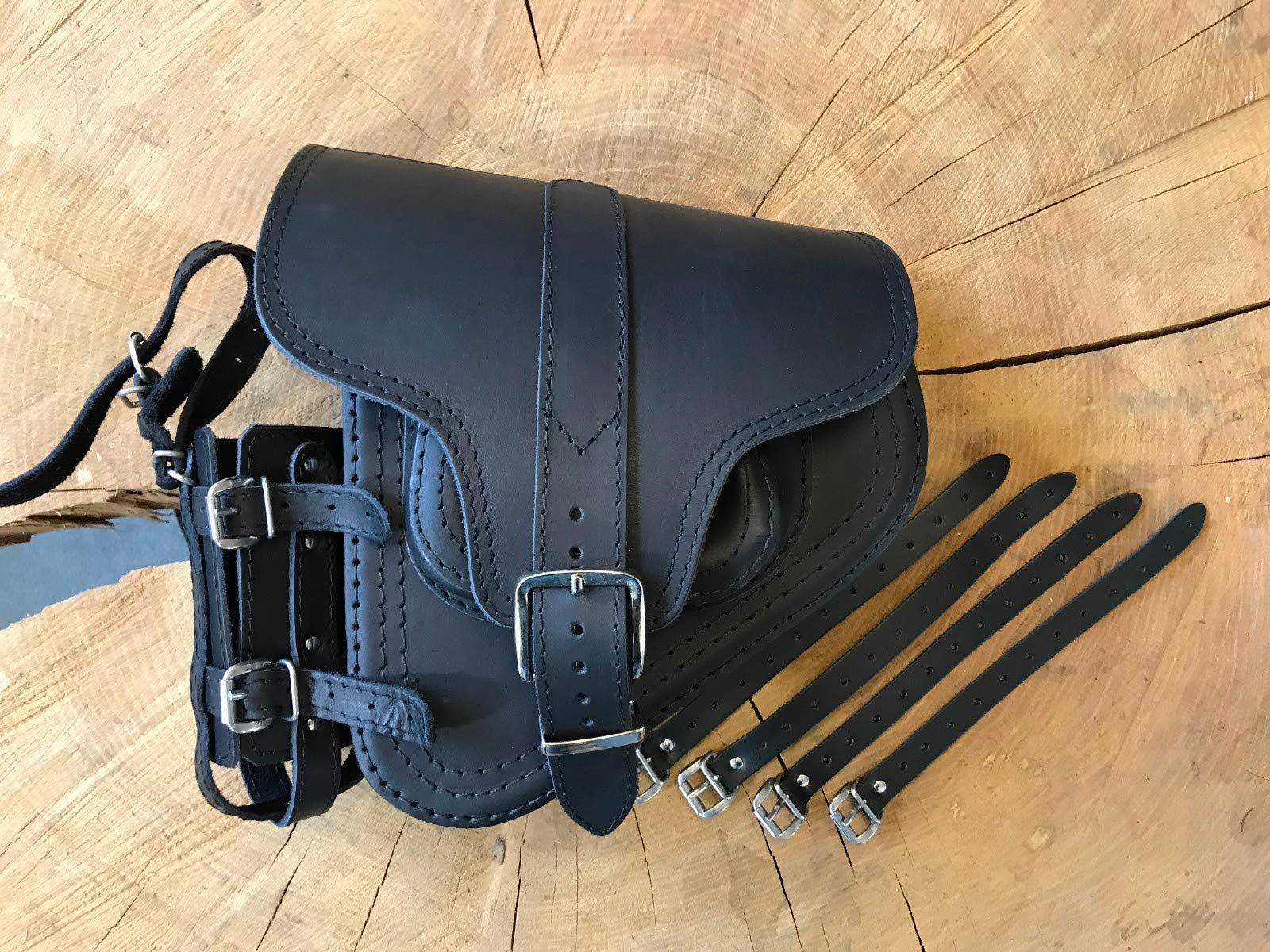 Hades Black Schwingentasche kompatibel mit Harley Davidson Softail Schwinge schwarz Getränkehalter Tasche Motorrad Softail Heritage Bikertasche Echtleder Slim Starrahmen Rahmen