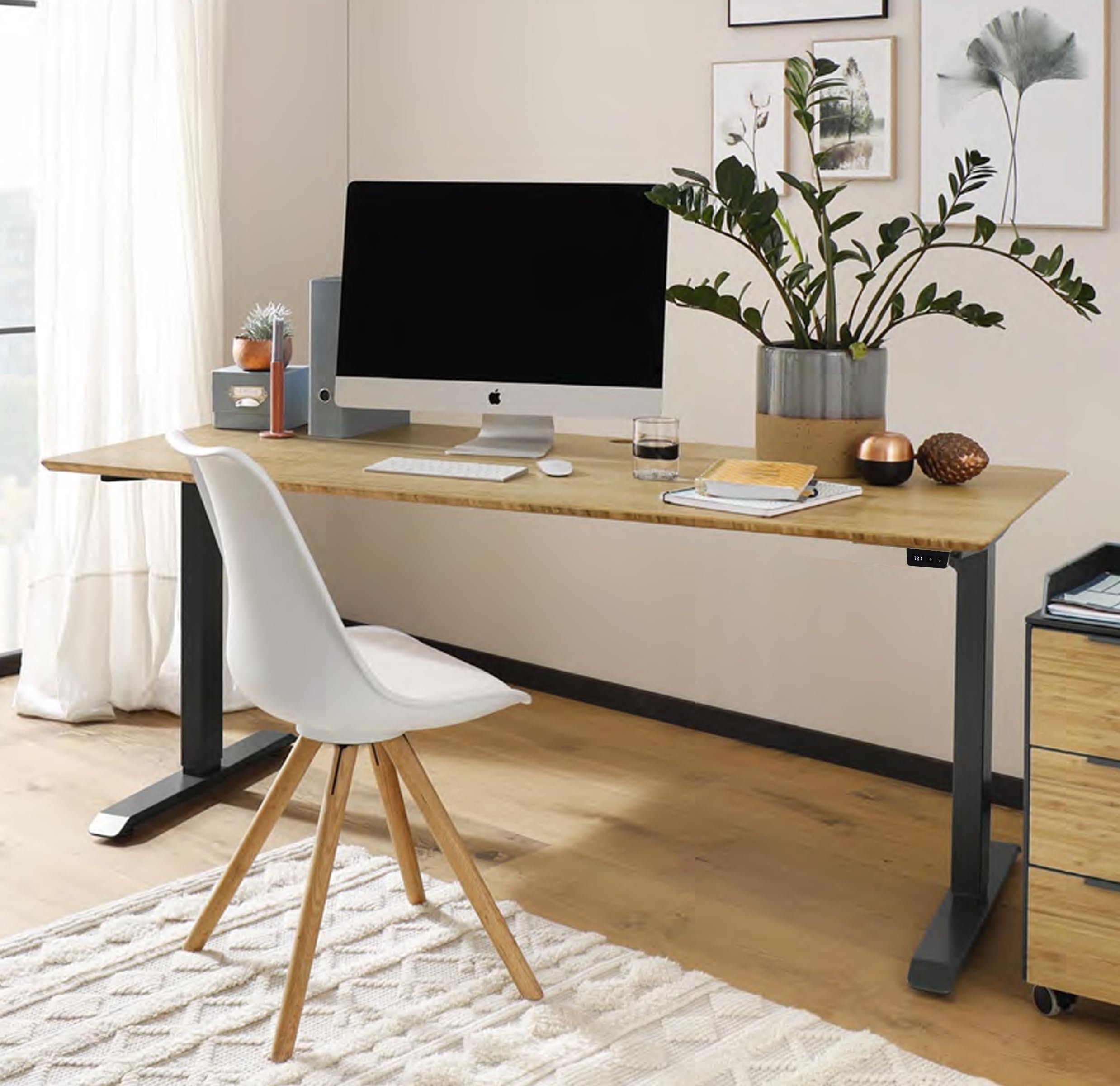 möbelando Schreibtisch >e-Desk< elektrisch verstellbar 150x 72-120x80 cm in Bambus/Anthrazit, Ergonomisch für gesundes Arbeiten, Stufenlos mit LED-Anzeige, Stoß- und Kratzfest, Made in Germany