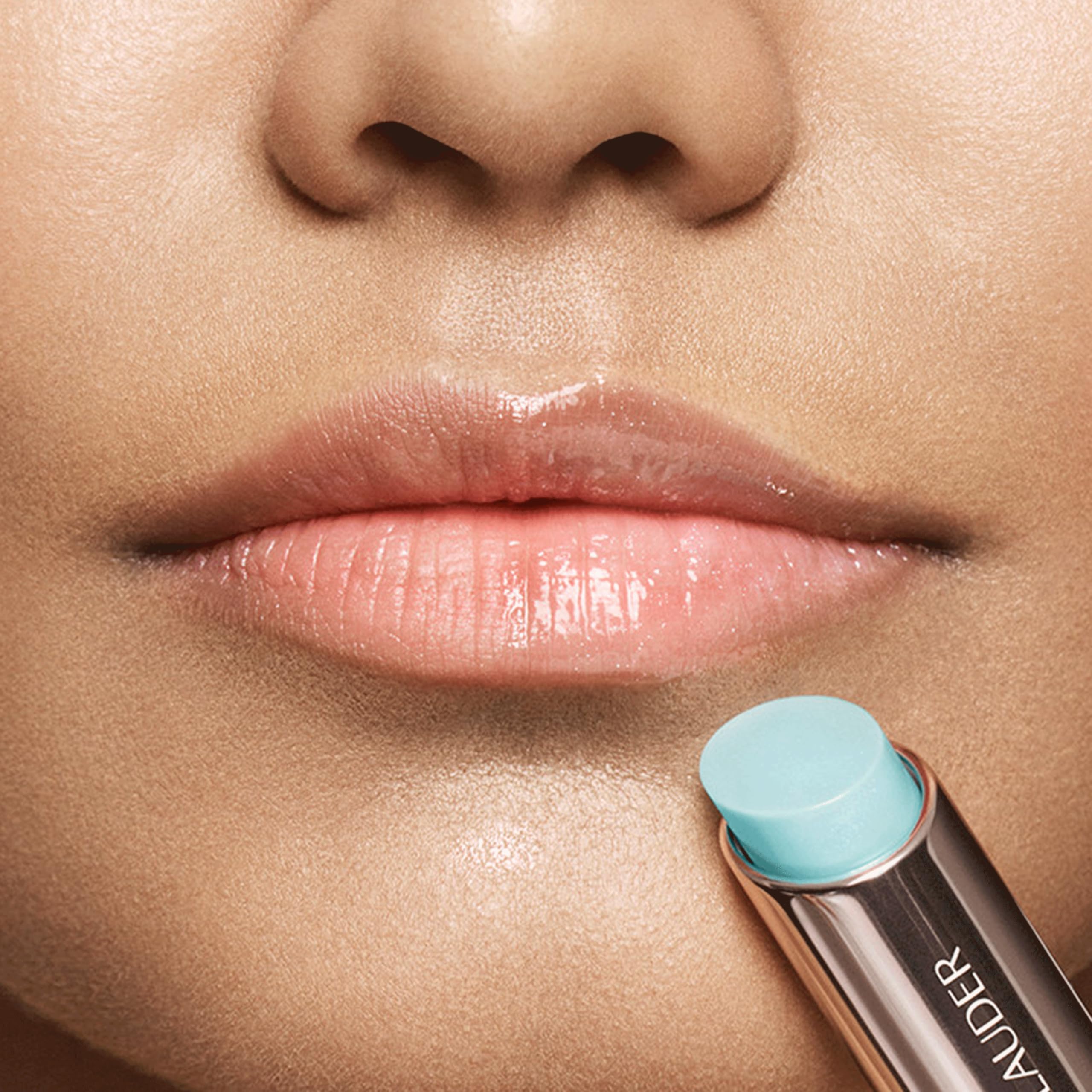Estée Lauder Futurist HydraPlump Tinted Lip Balm - Balsamo labbra con Acido Ialuronico e colore che si adatta al pH, 2.8g