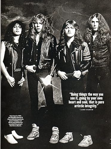 Miniatura 3 de Music Spotlight presents METALLICA THE ULTIMATE GUIDE TO HEAVY METAL'S GREATEST BAND Centennial Spotlight, 2021, 100 Pages