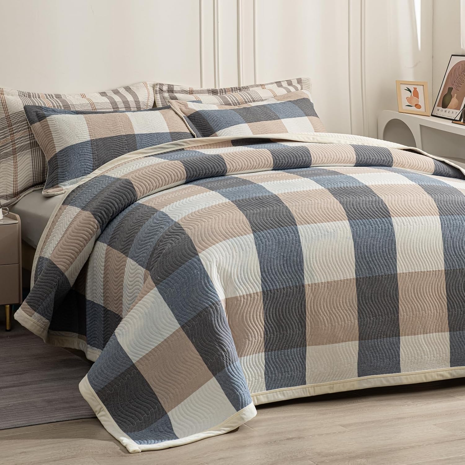 Cotton Plaid Quilt Set, Ultra Soft 3 Pieces Queen Size Bedding with 2 Pillow Shams, Lightweight Reversible Coverlet Bedspread with Wave Quilting for Summer, 90"x96", Grid-Beige Blue