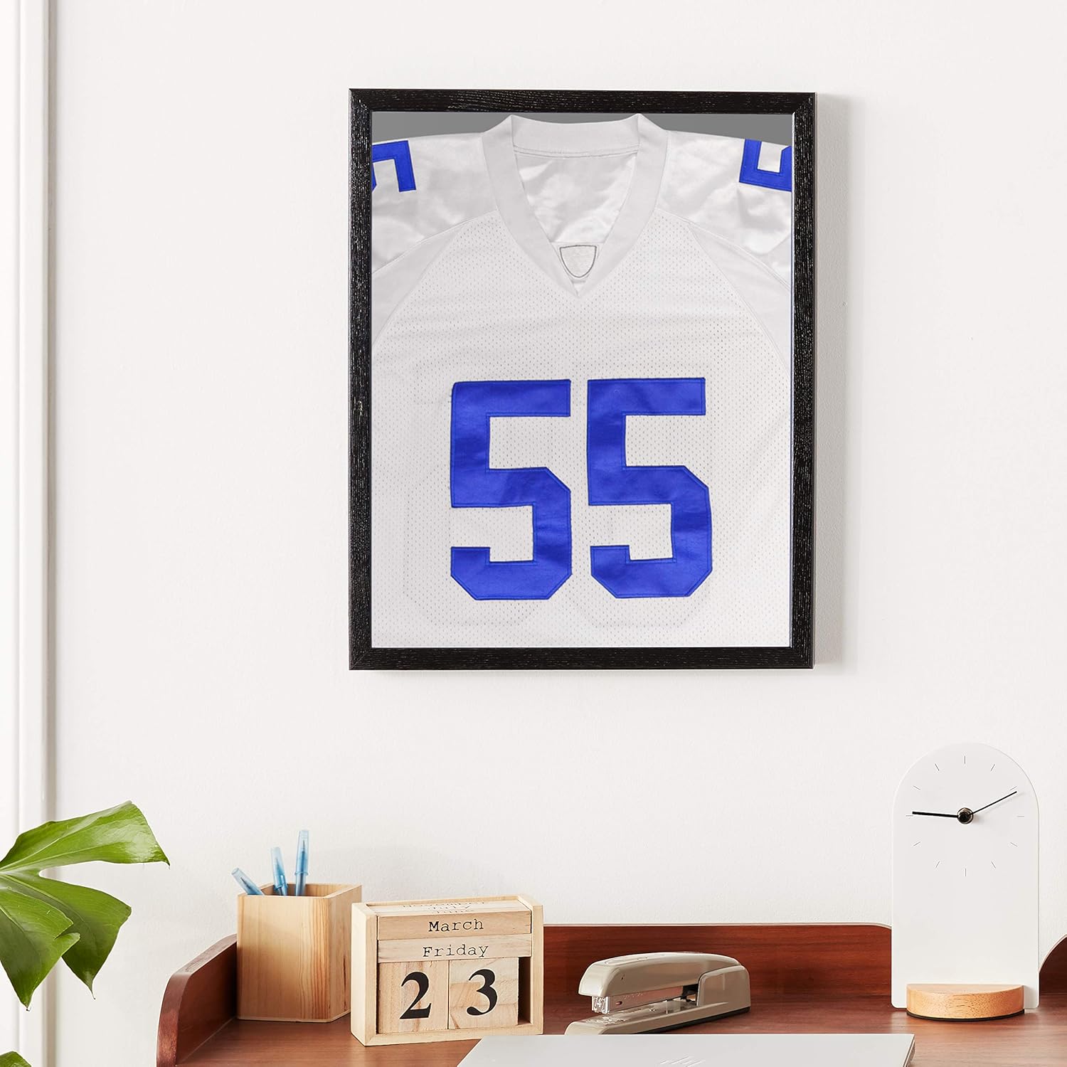 Frame USA "Frame-A-Tee Series, 14x18, Black Wood T-Shirt Frame for Large and XL shirts