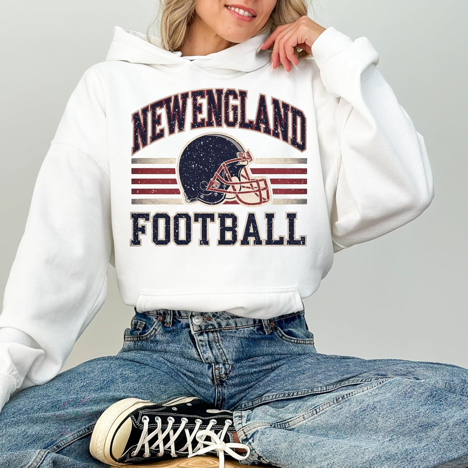 Distressed New England Football Vintage Style Crewneck Sweatshirt for Women Men – Retro Game Day Pullover
